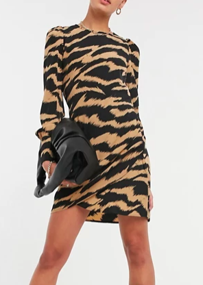 Vero Moda Tall shift dress in tan zebra