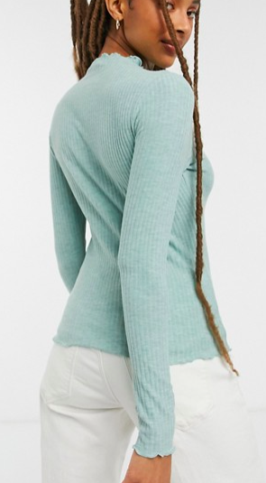 Only long sleeved t-shirt with lettuce edge in pale green