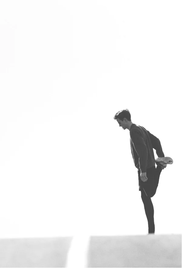 stretching quad.jpg