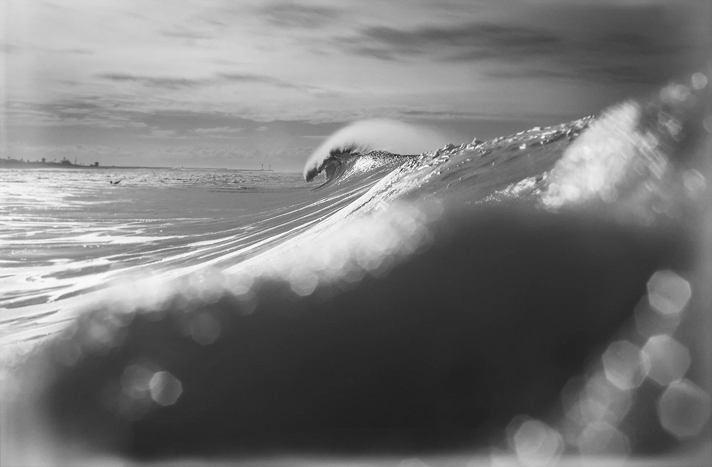 IMG_6418_WaveblkwhtF.jpg