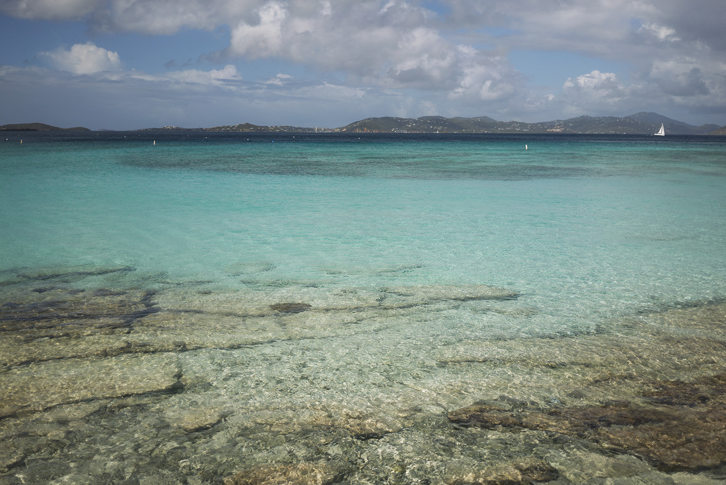 DSC00476travelF.jpg
