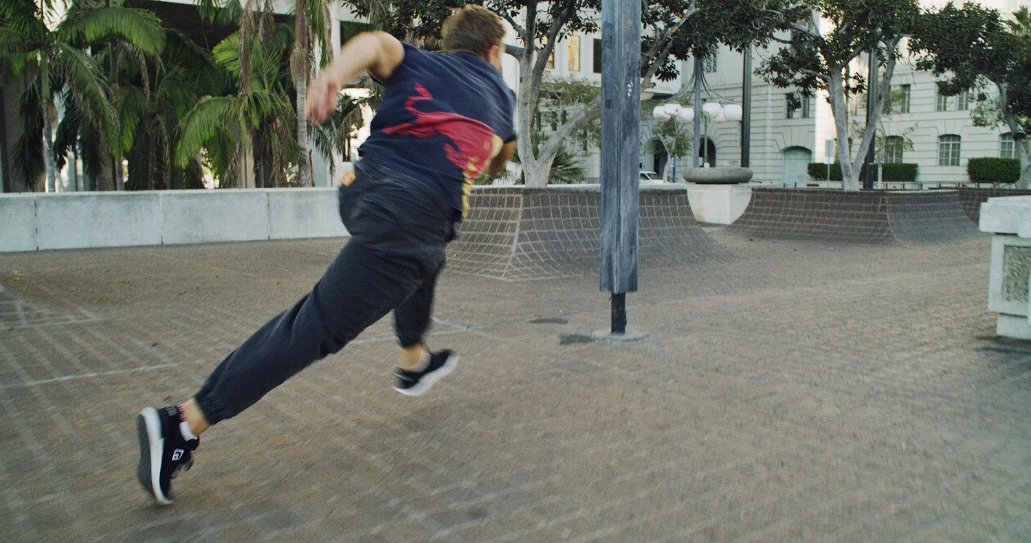 A001_C010_10137K.0001109_PASHAxREDBULL.jpg