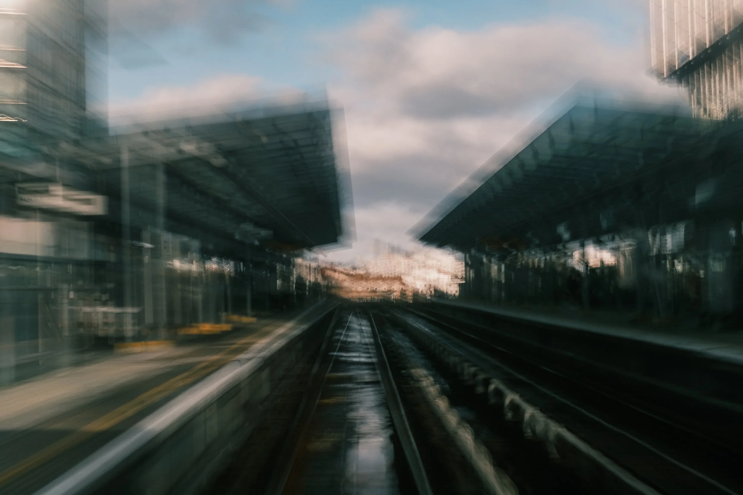 london - overhead rail.jpg