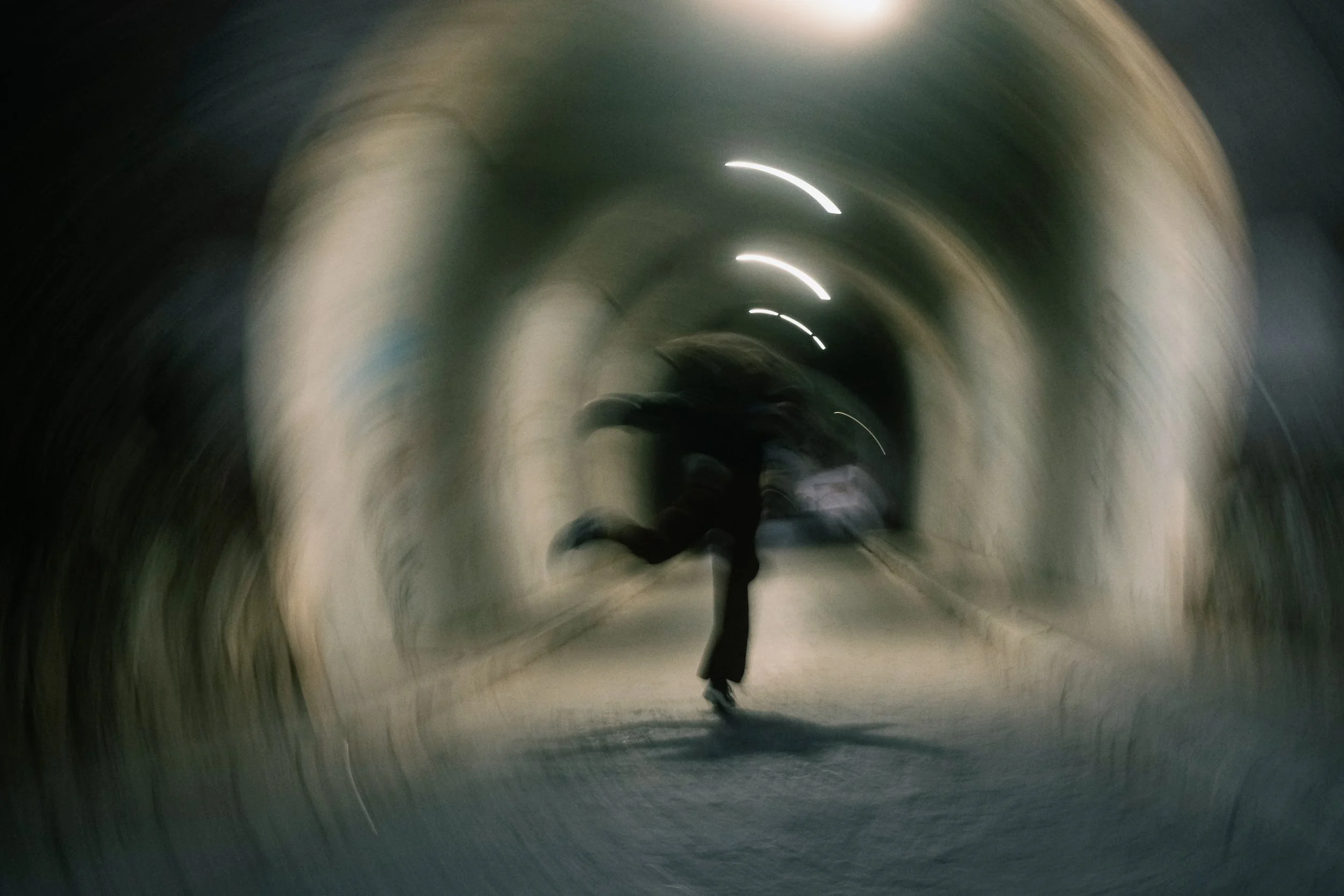 malaga - tunnel figure.jpg