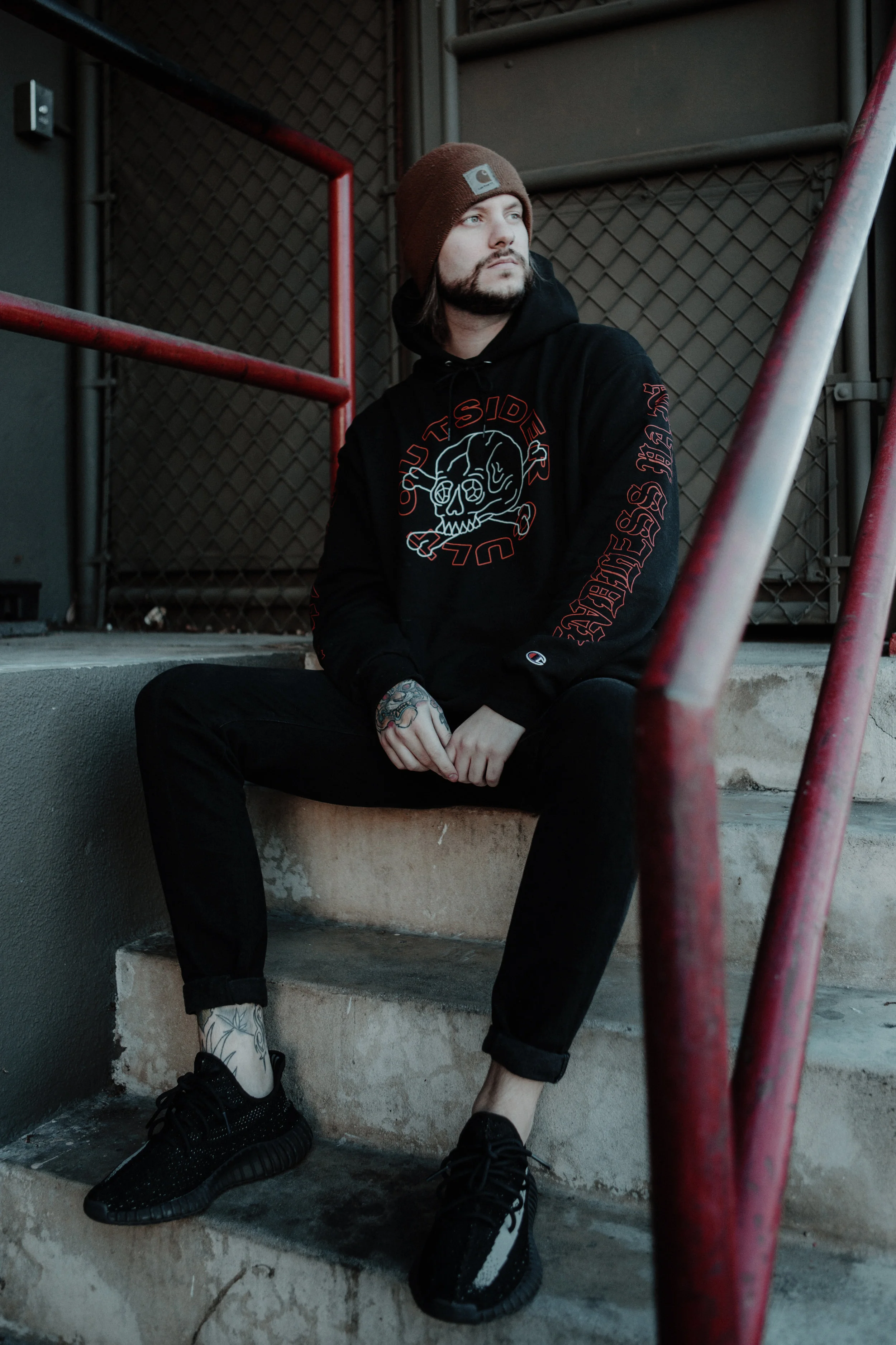 Outsider-7.jpg