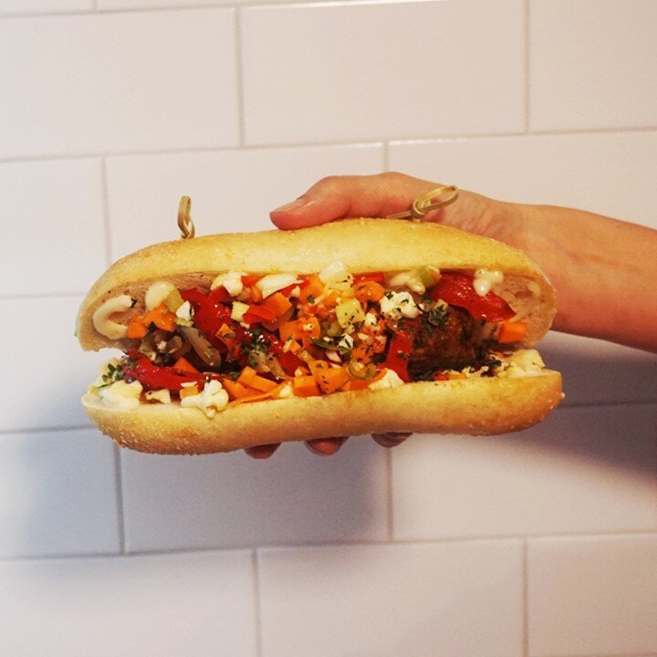 Come and get a taste. 💚💚💚 #vegansausage #plantbasedsausageandpeppers #dcdeli #vegandeli #vegancafe #veganrestaurant #veganfood #whatveganseat #dcvegans #marylandvegans