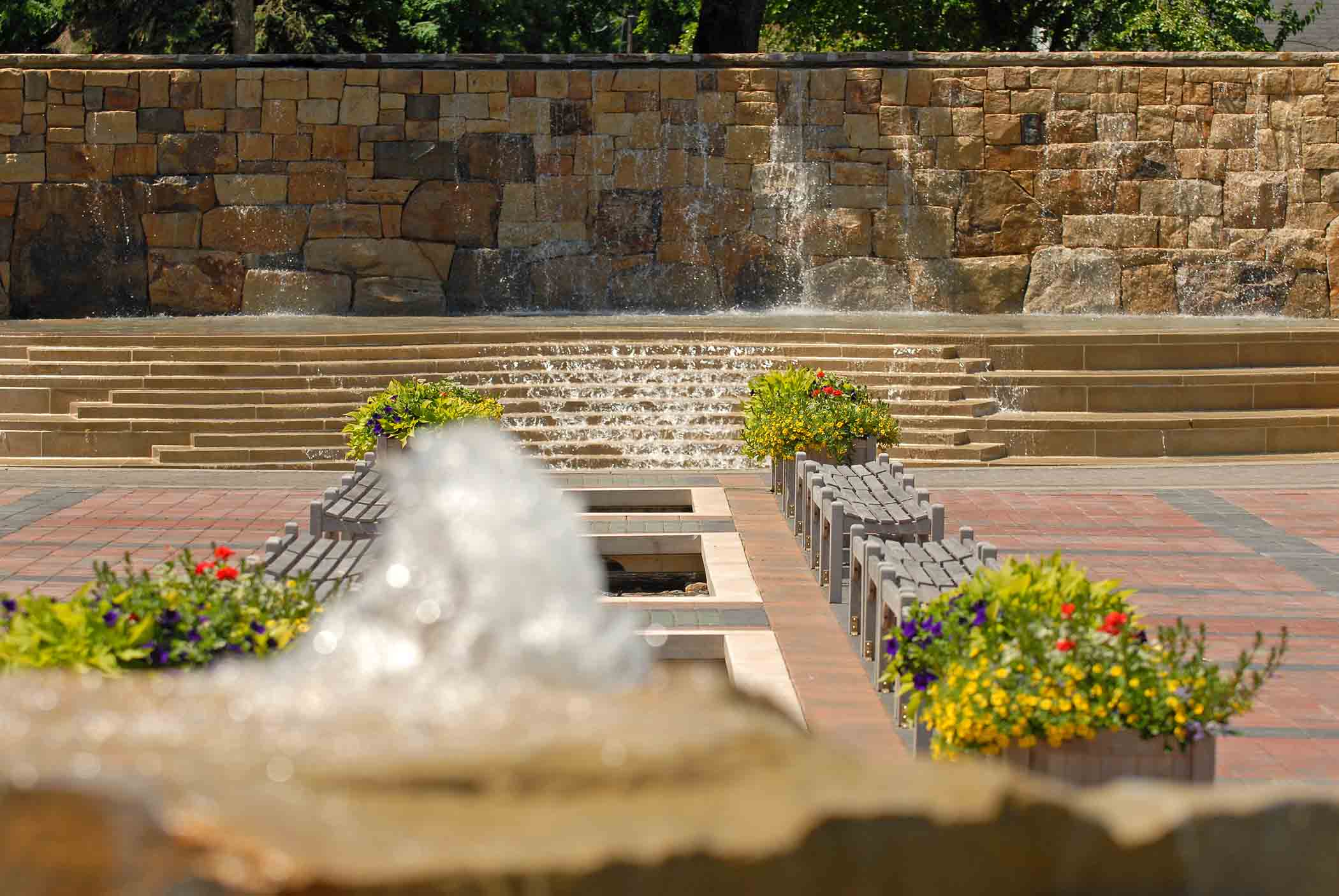 plaza fountain.jpg