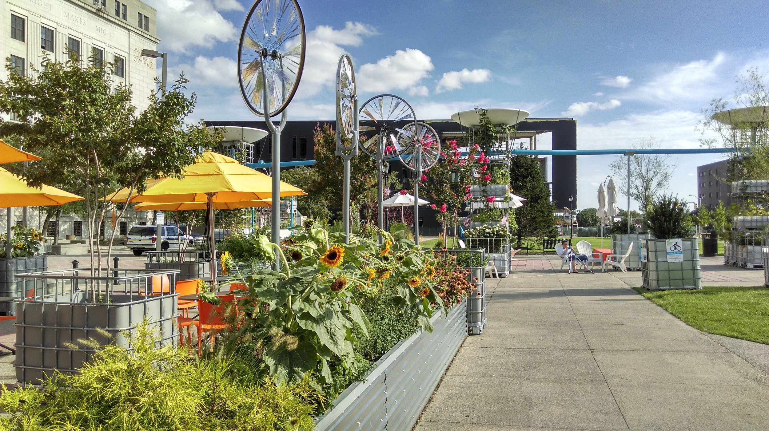 Roosevelt Plaza Park The Healthy Pop-up, Grove, Photo courtesy of Sikora Wells Appel