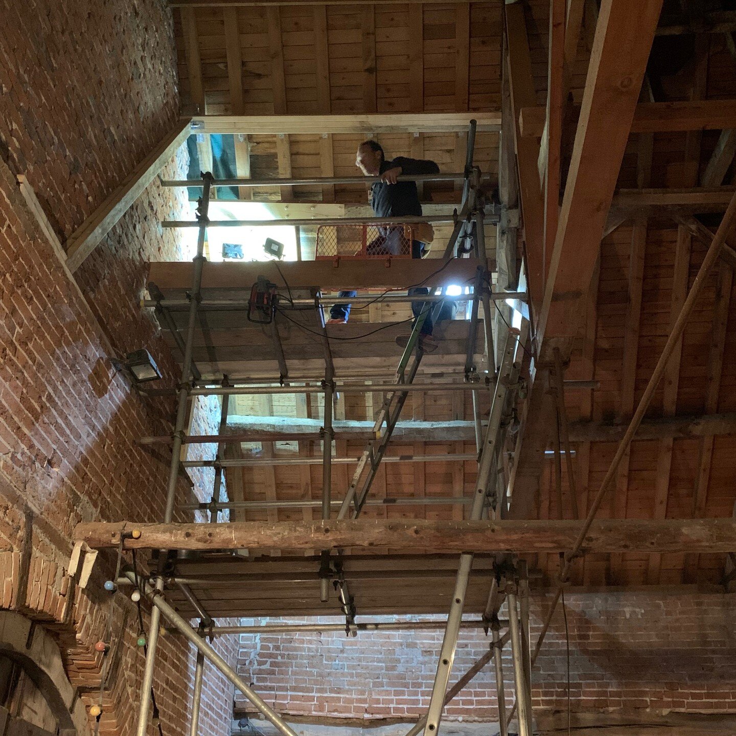 A purlin repair by the amazing Aidan Pinkham and moi this week - to this extraordinary roof. The damage was originally caused by a cherry tree brushing against the tiles. The interior of the roof is like a Piranesi drawing and contains numerous birds