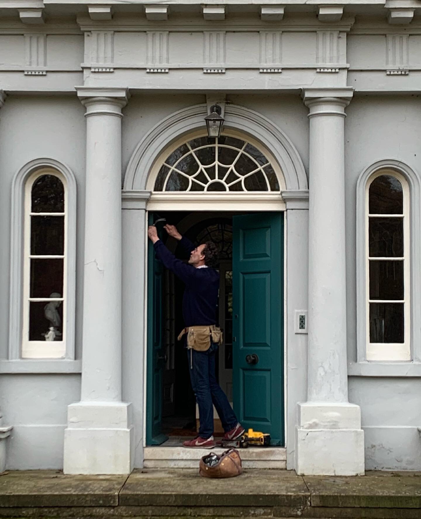 Repairing a beautiful and unusual door case in Norfolk. 

#repair #buildingconservation #historicbuilding #ihbc #joinery