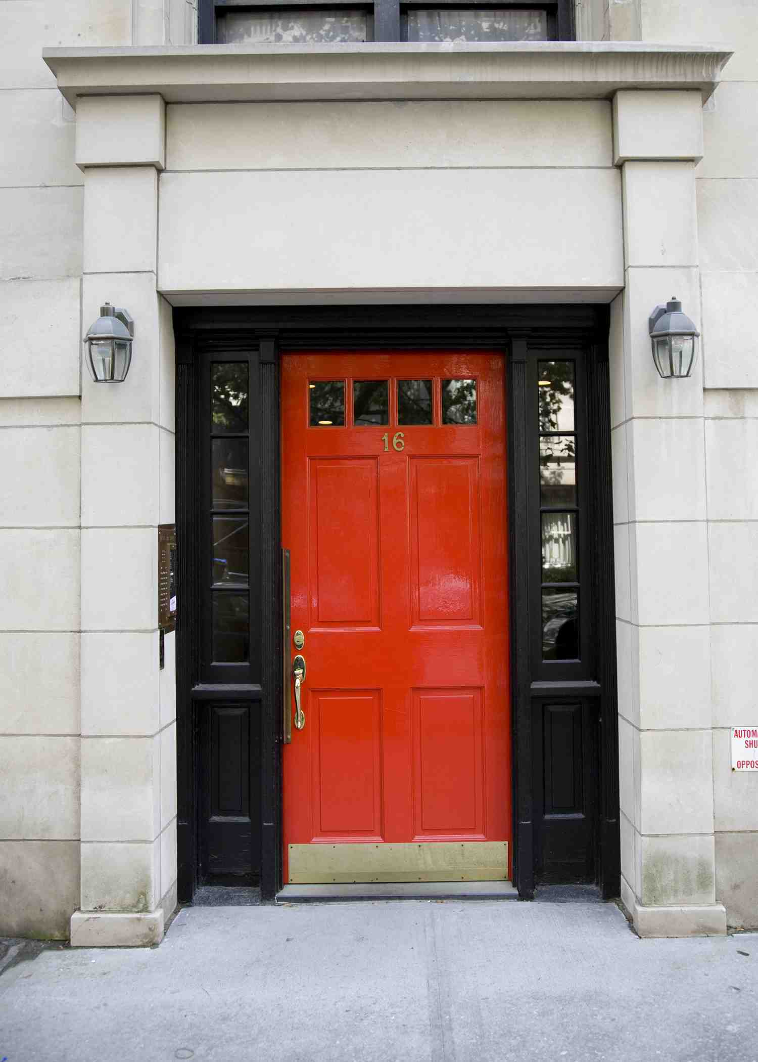 W1-Red Door 16 5x7.jpg