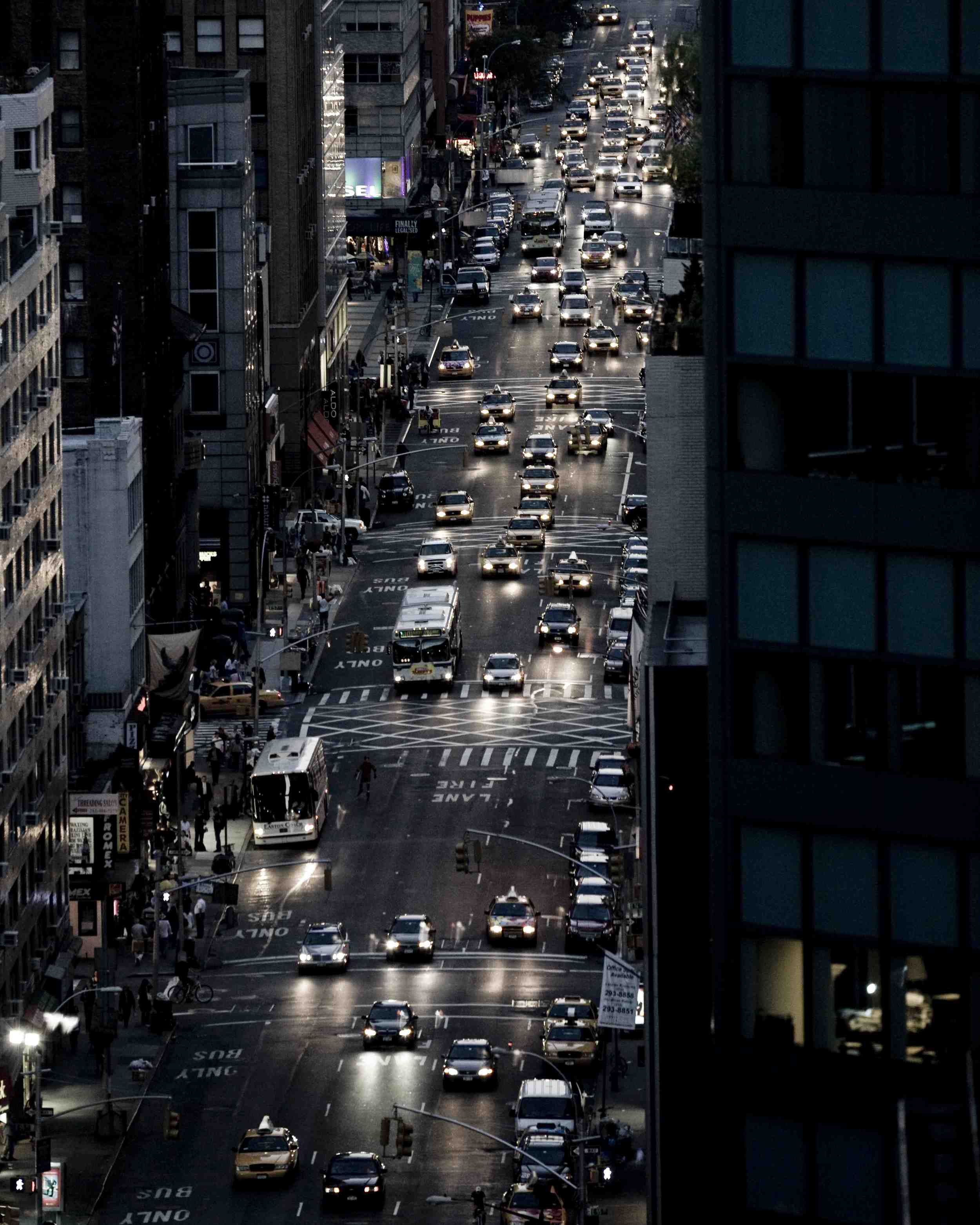 W-New York Traffic at Night 16x20.jpg