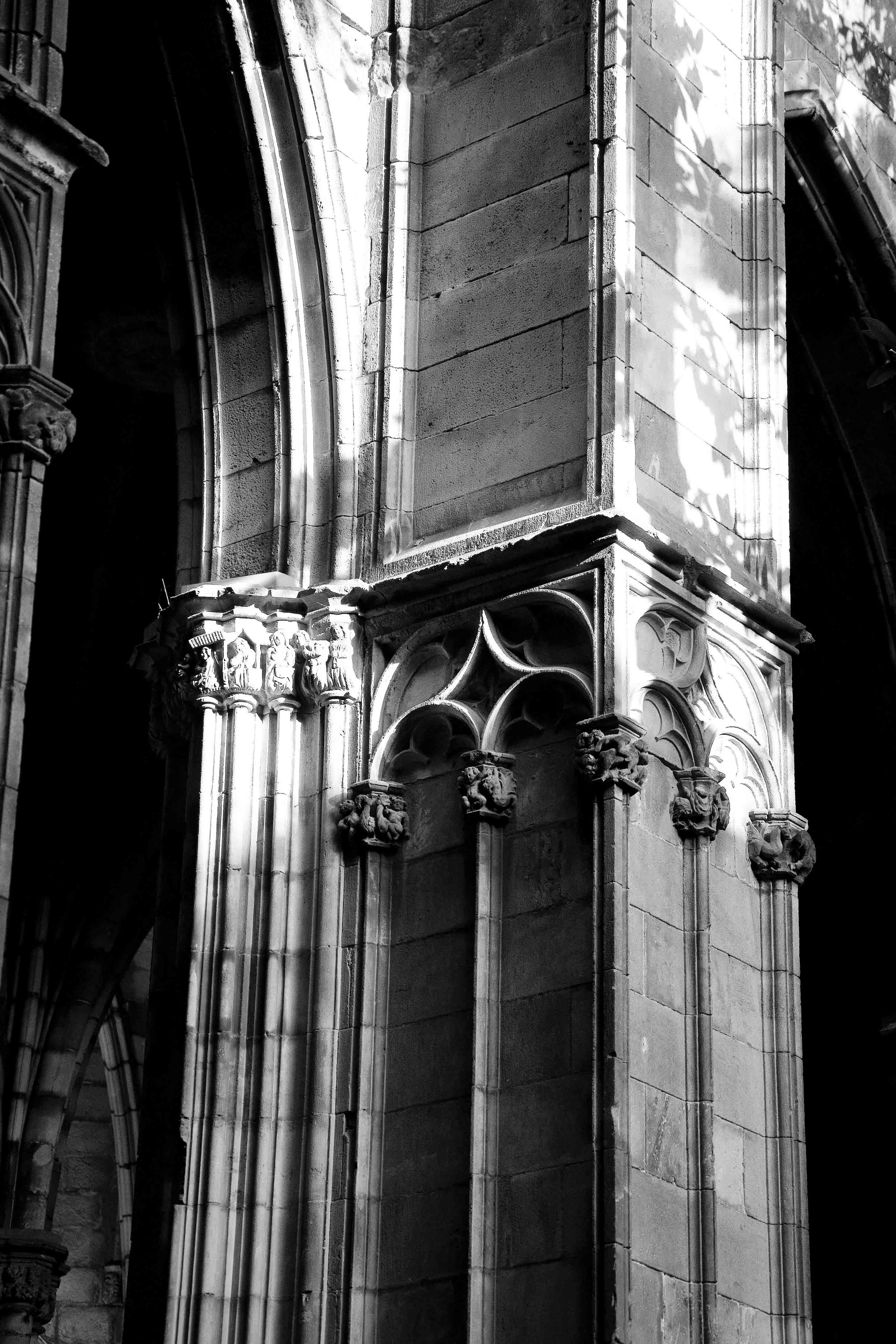 A-Barcelona Church Pillar 1A.jpg