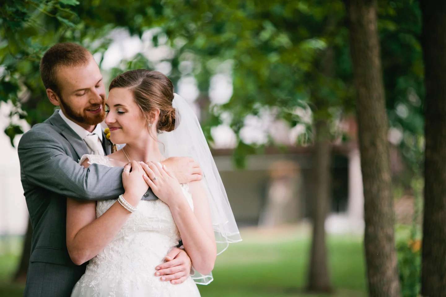 Waukee wedding photographer || Ryan + Lauren