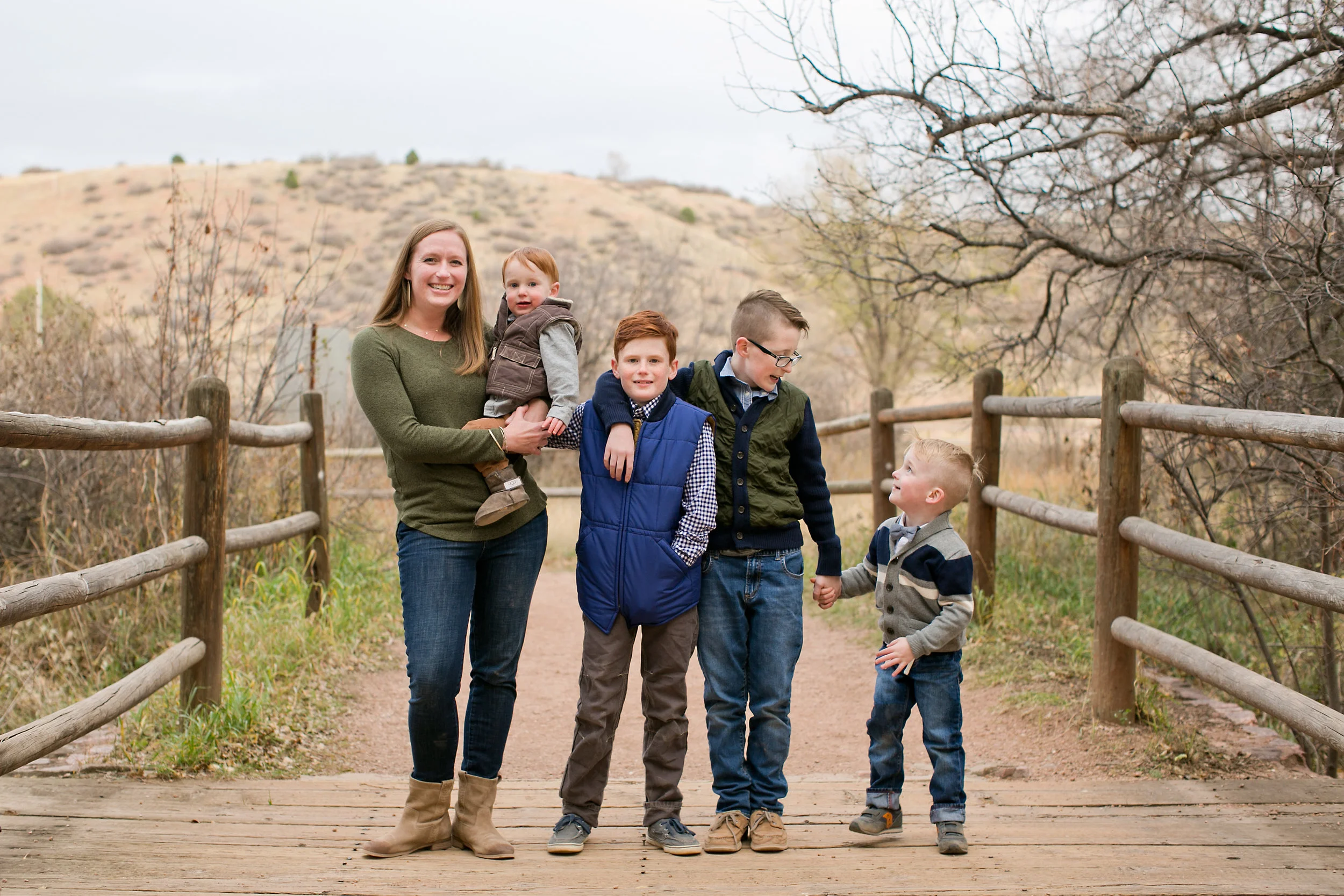 What To Wear For Family Photos Des Moines Wedding And Senior