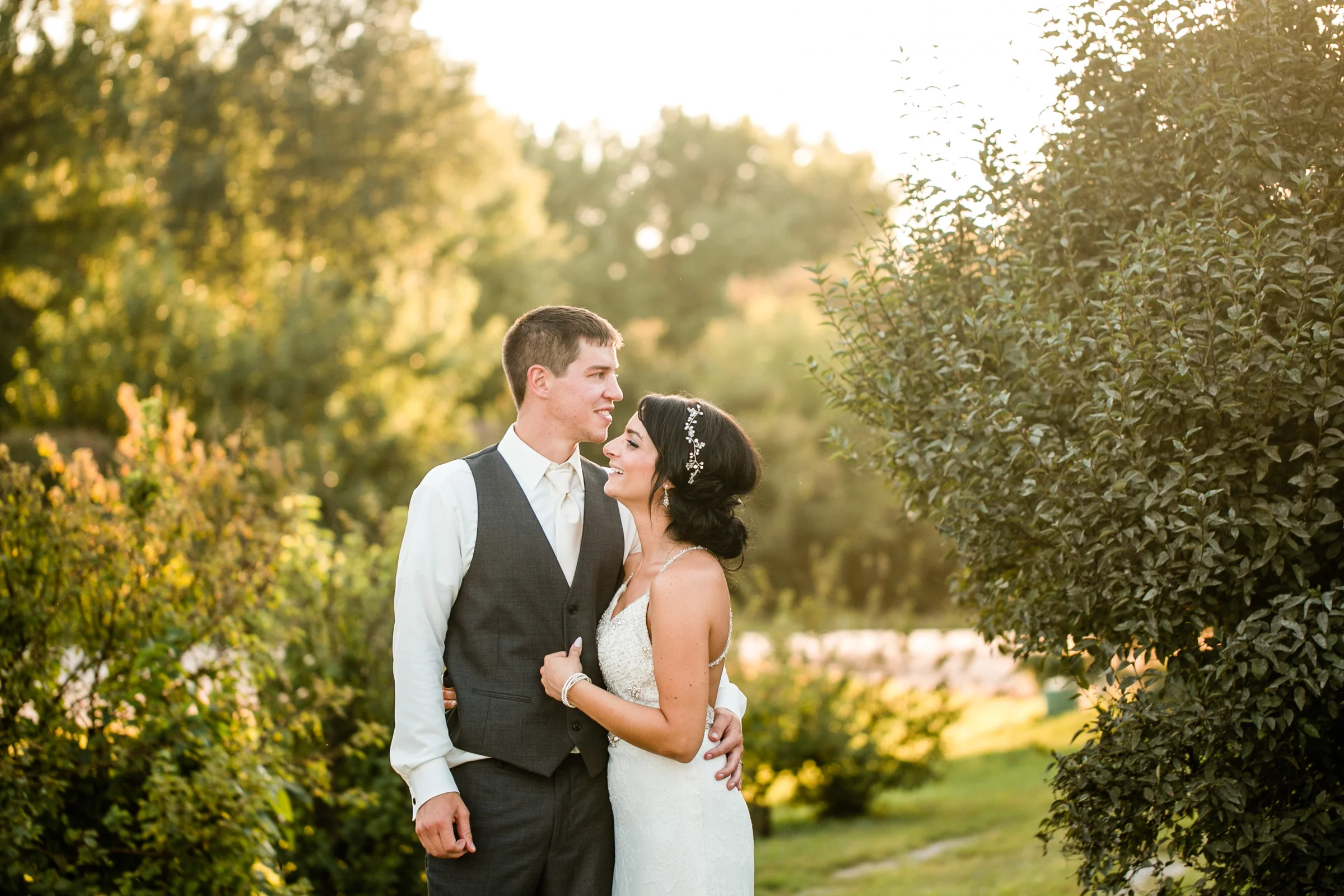 Justin + Lauren // Prairie Moon Winery Wedding