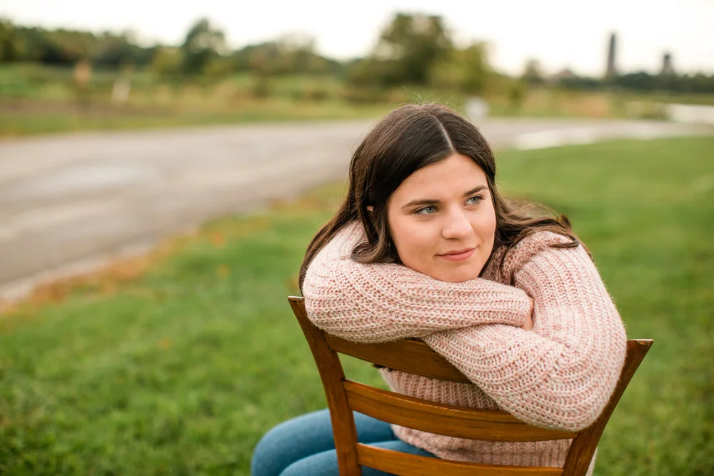 senior photos at water works park des moines