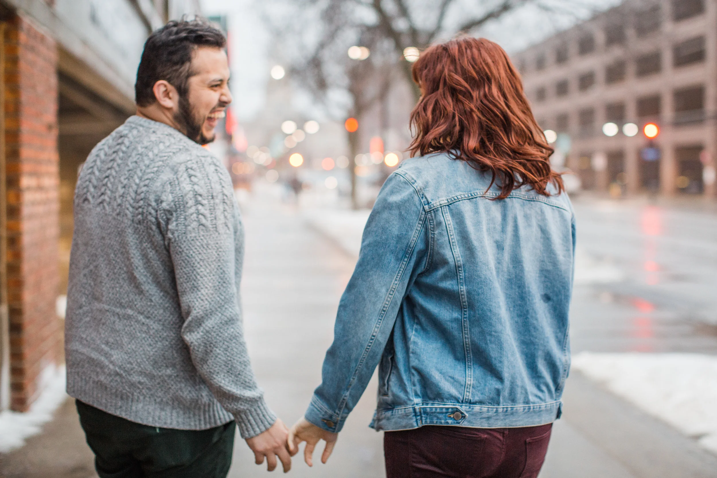 downtown des moines engagement photos parking garage murals