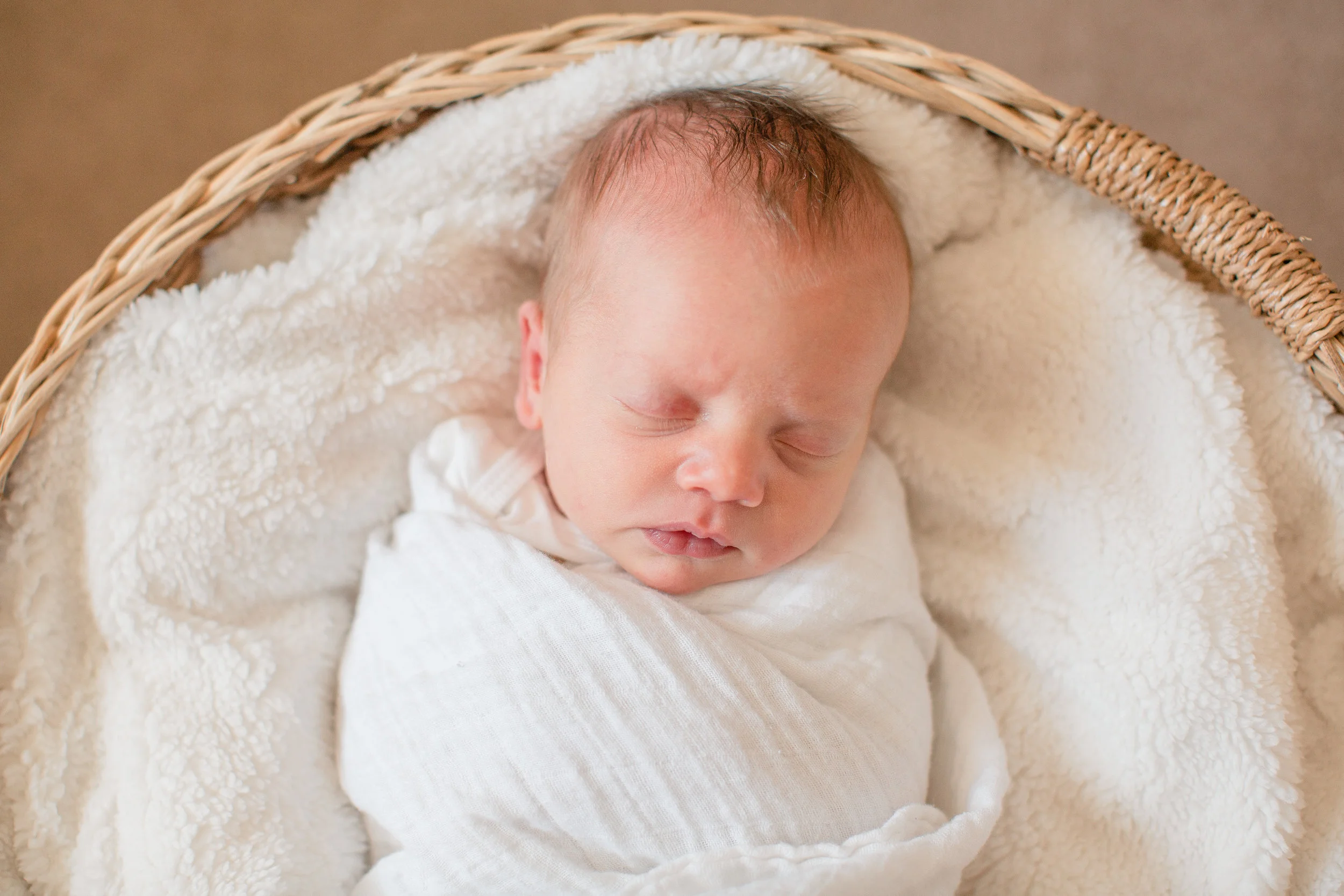 Aria-newborn-photos-cedar-rapids-36.jpg