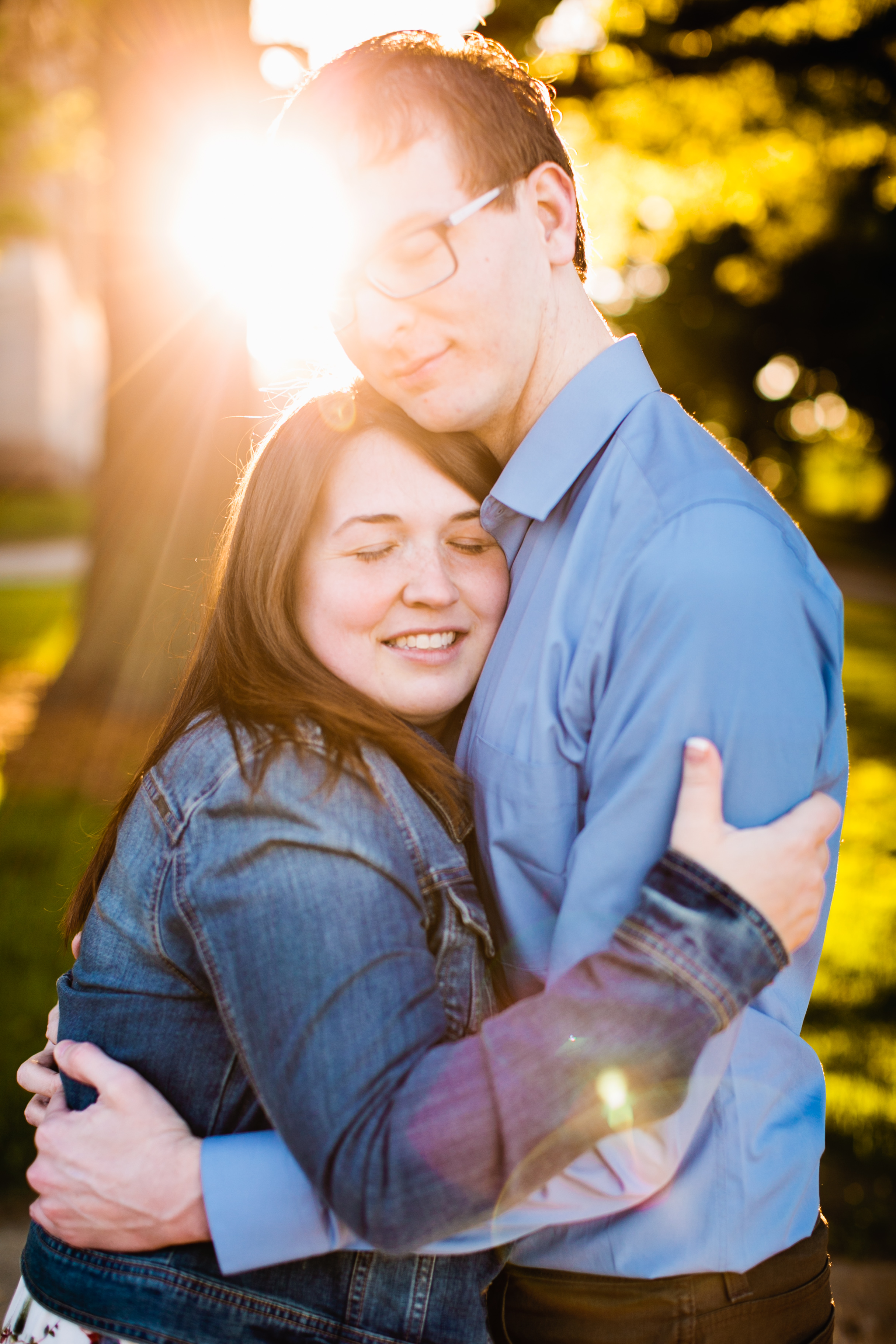 sunrise session iowa des moines engagement photos