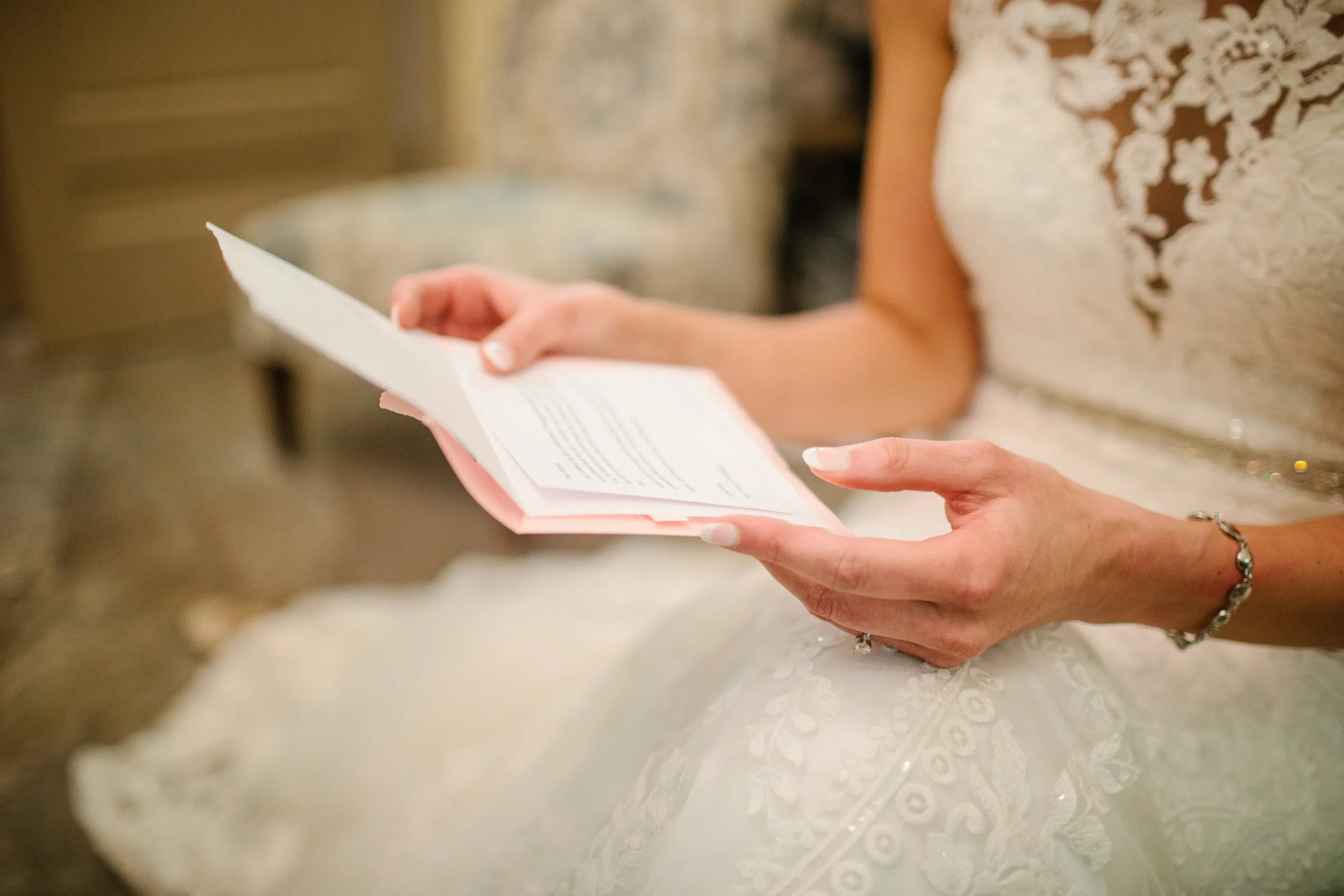 nicole_kyle_west_des_moines_iowa_wedding_photographers_19.jpg