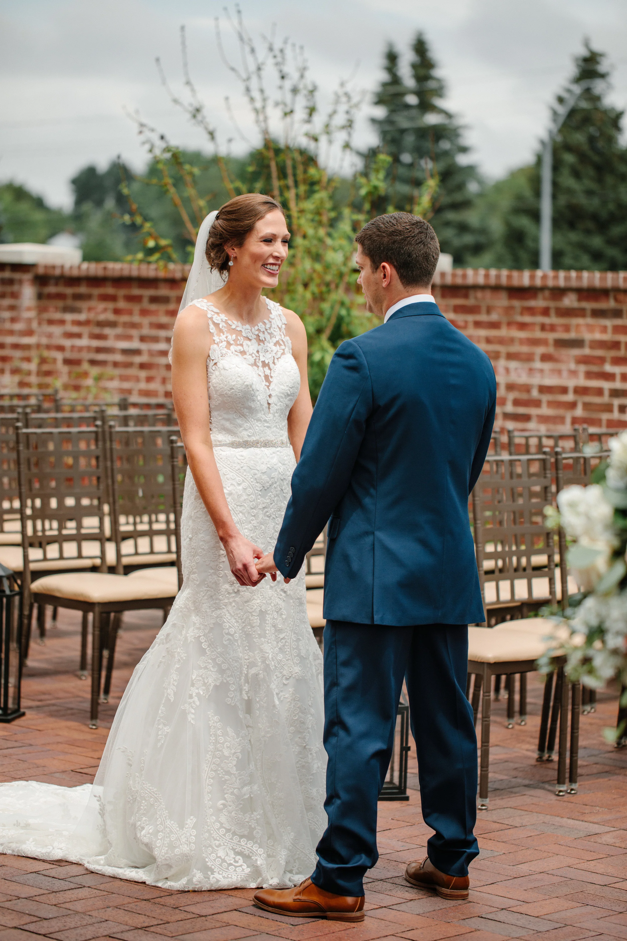 nicole_kyle_west_des_moines_iowa_wedding_photographers_27.jpg