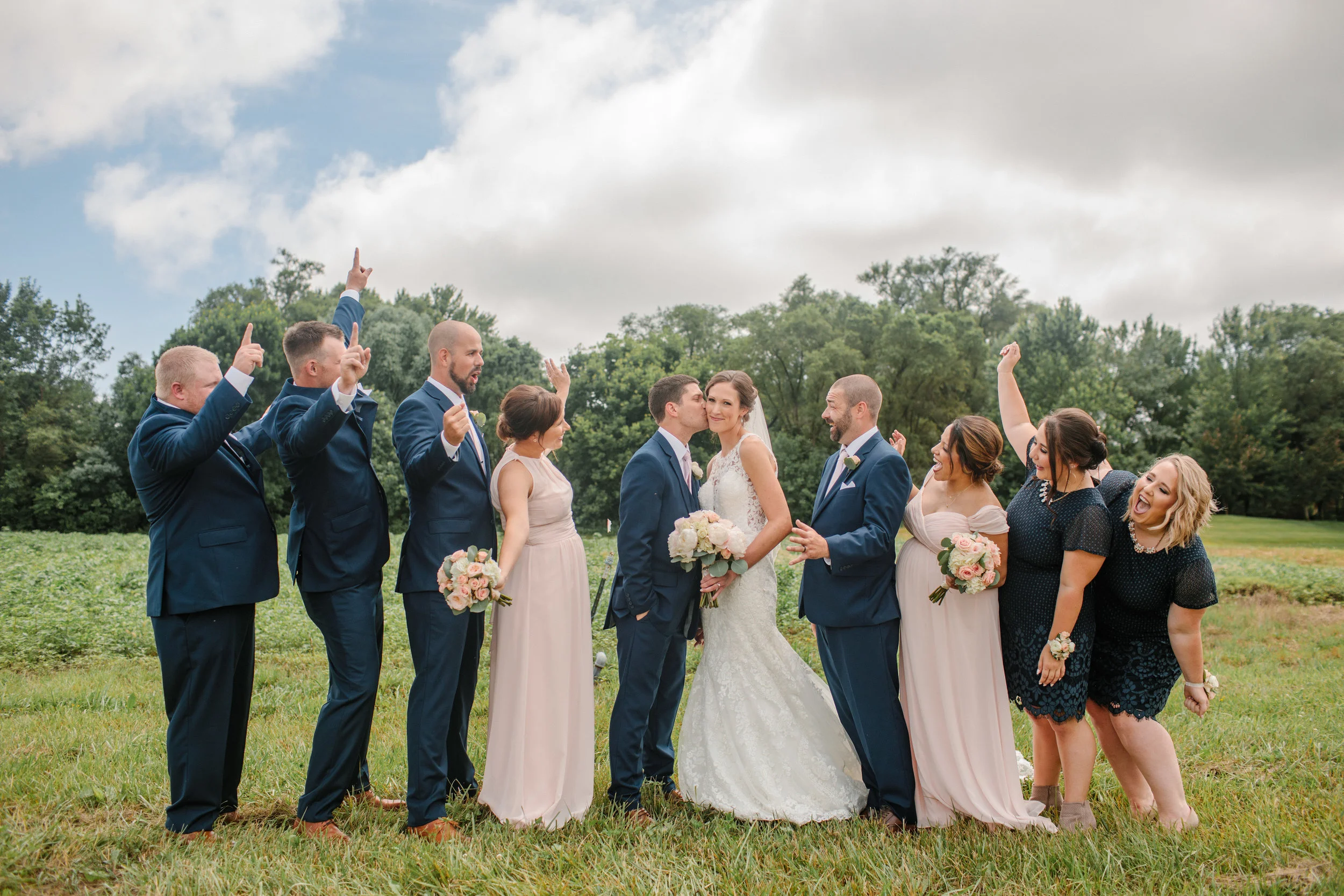 nicole_kyle_west_des_moines_iowa_wedding_photographers_37.jpg