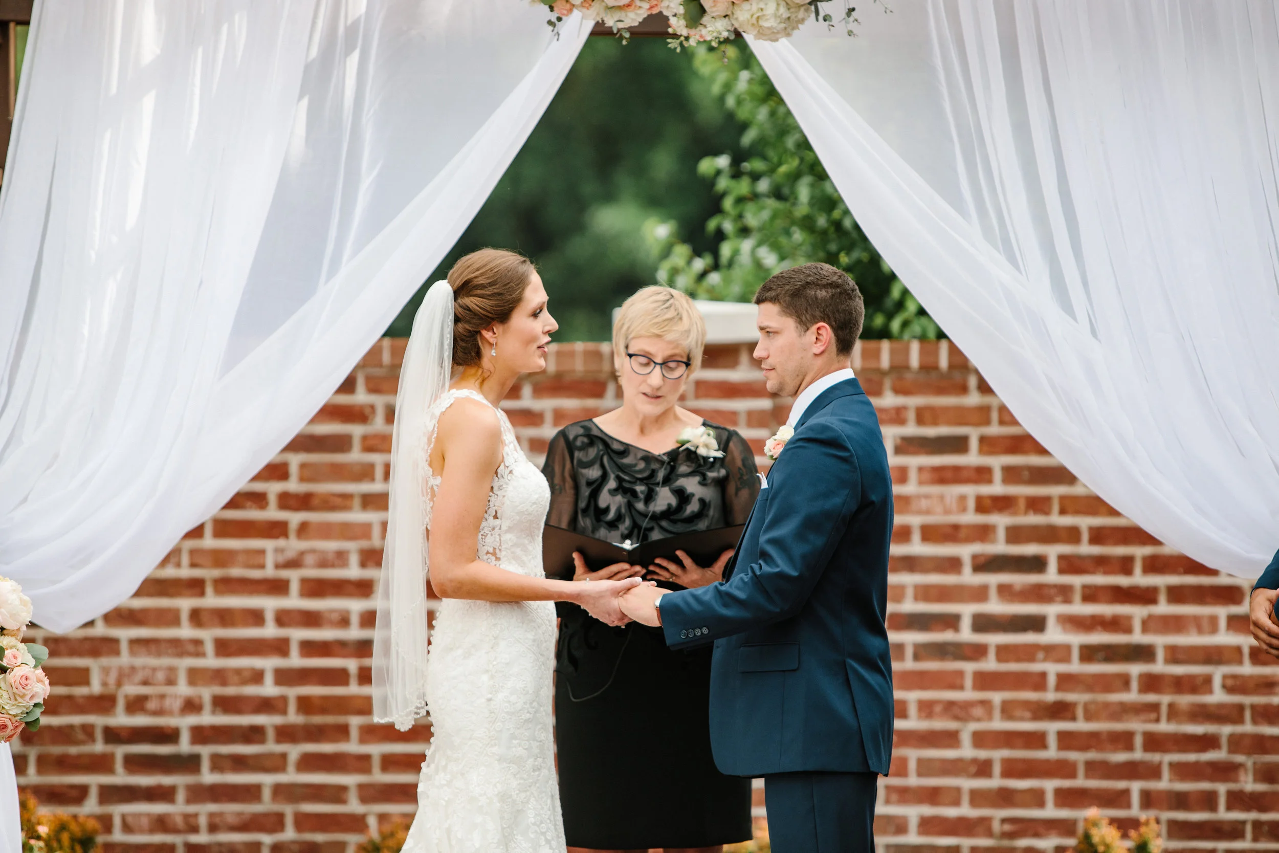 des moines iowa outdoor weddings