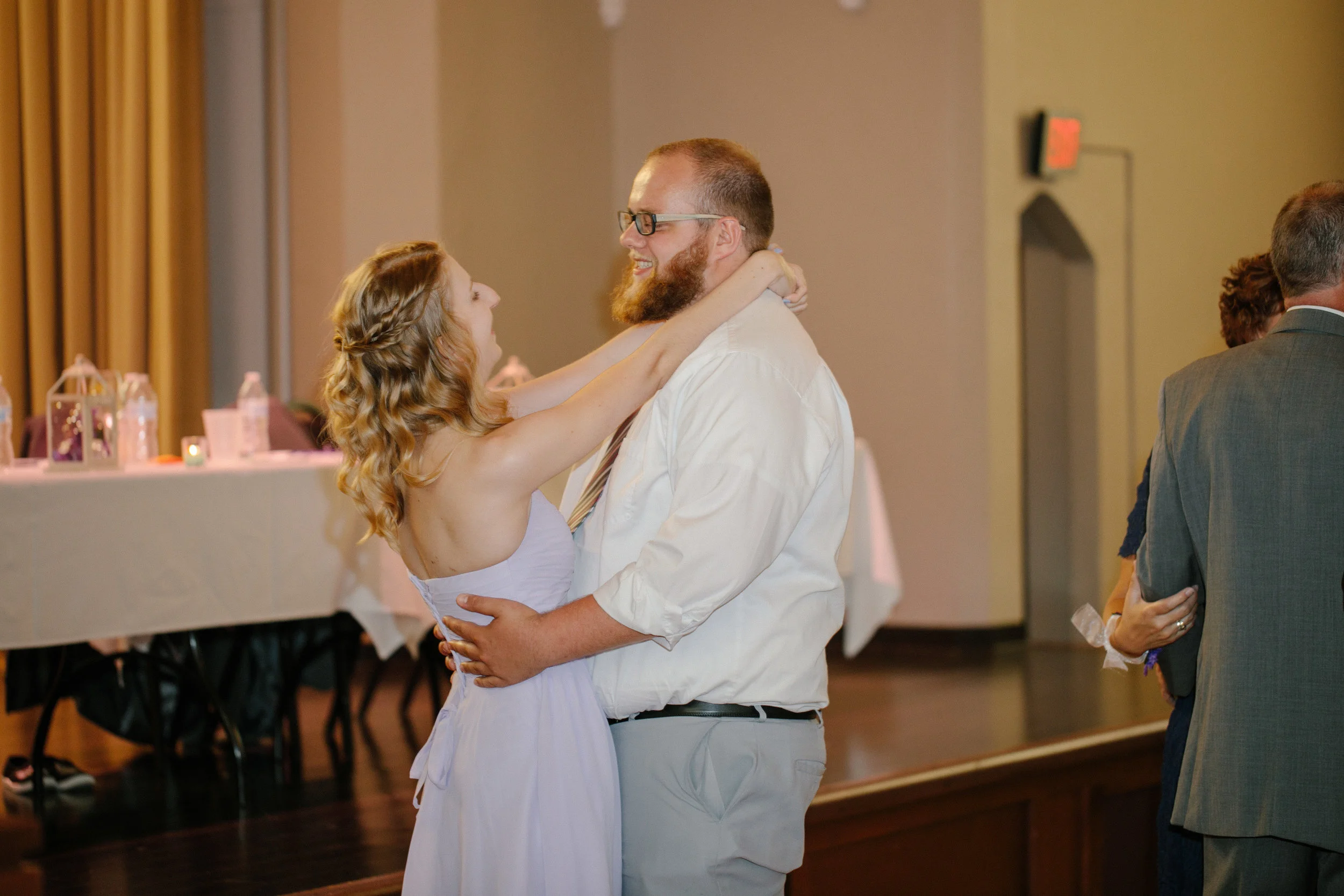 Rosemount_Steeple_Center_MN_Wedding-Photography-294.jpg