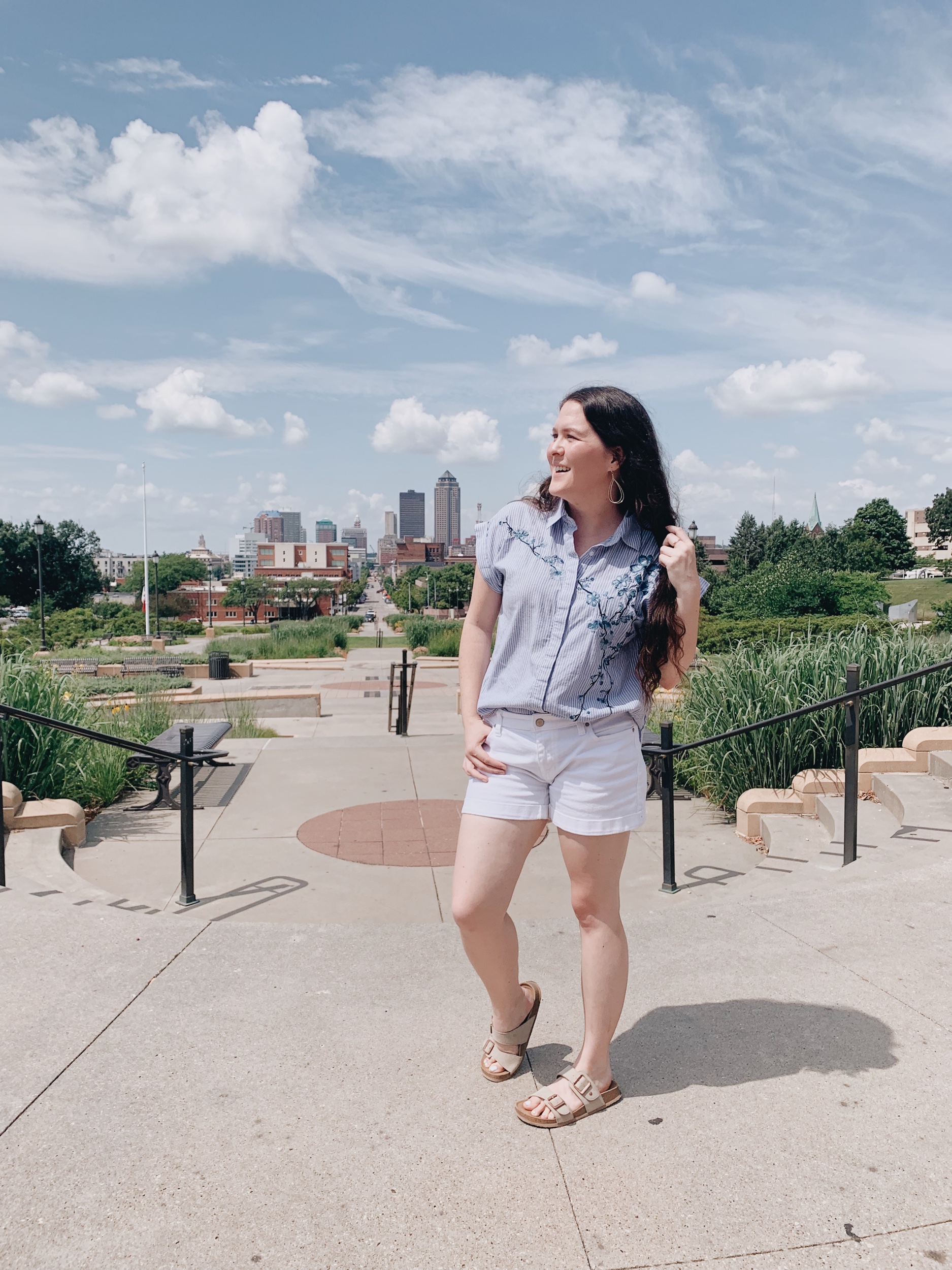 amelia renee is a downtown des moines iowa photographer