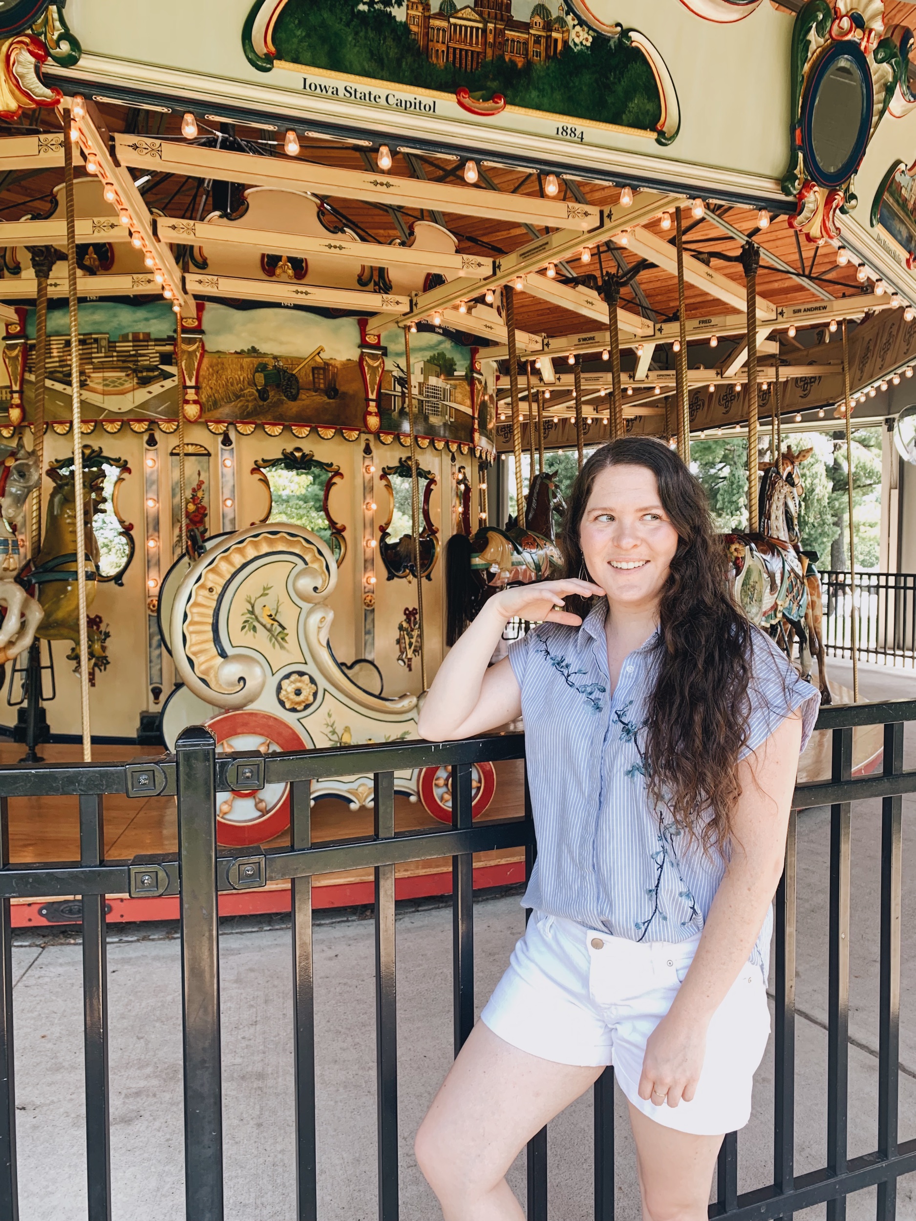 iowa carousel des moines