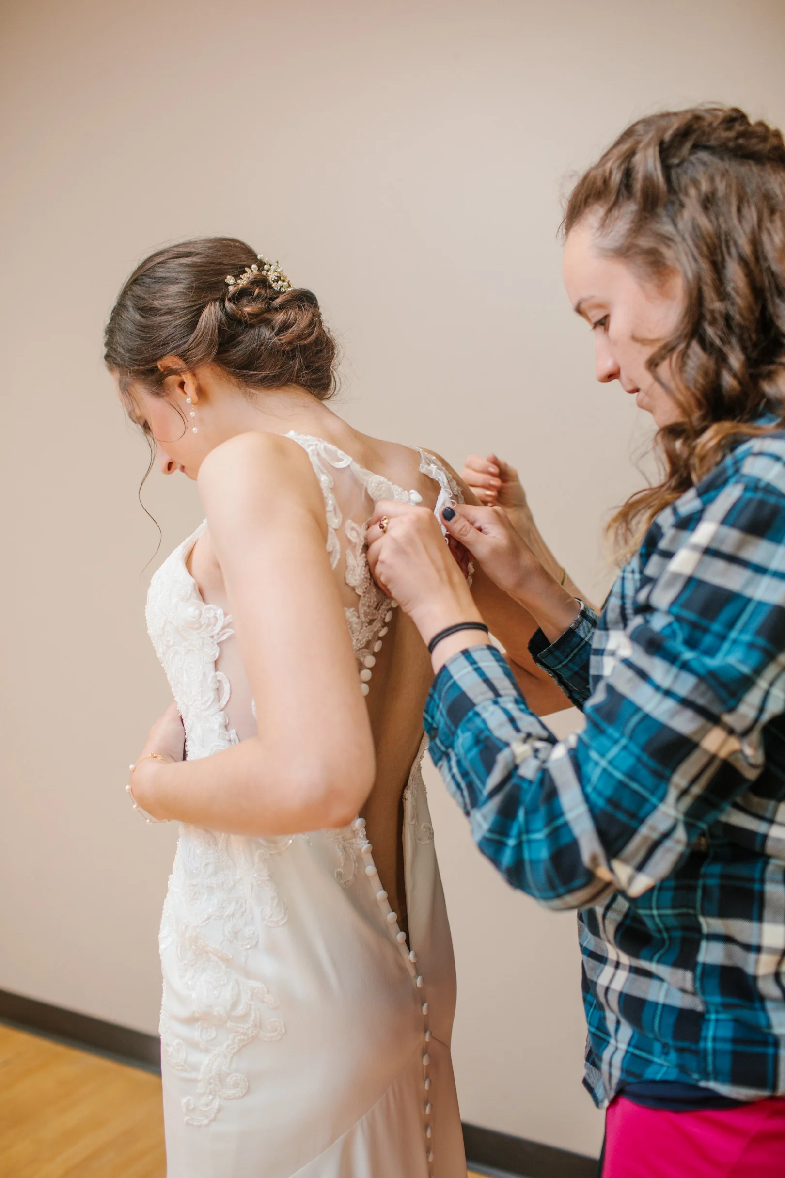 gabby_david_the_chateau_white_oak_wedding_013.jpg