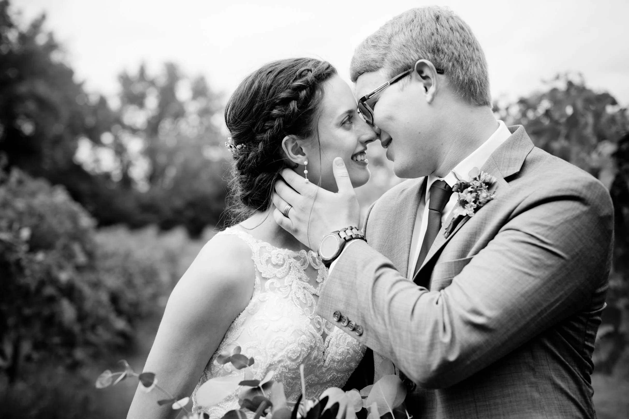 kissing in the vineyard
