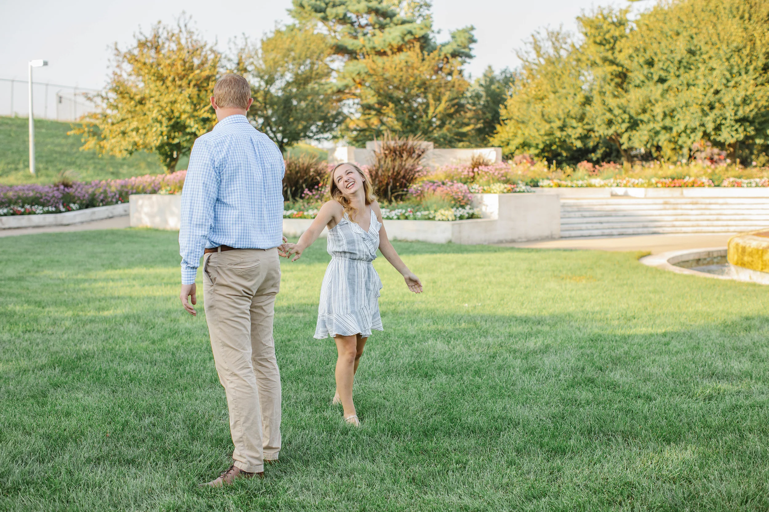 amelia_water_works_park_engagement_photos_des_moines_iowa