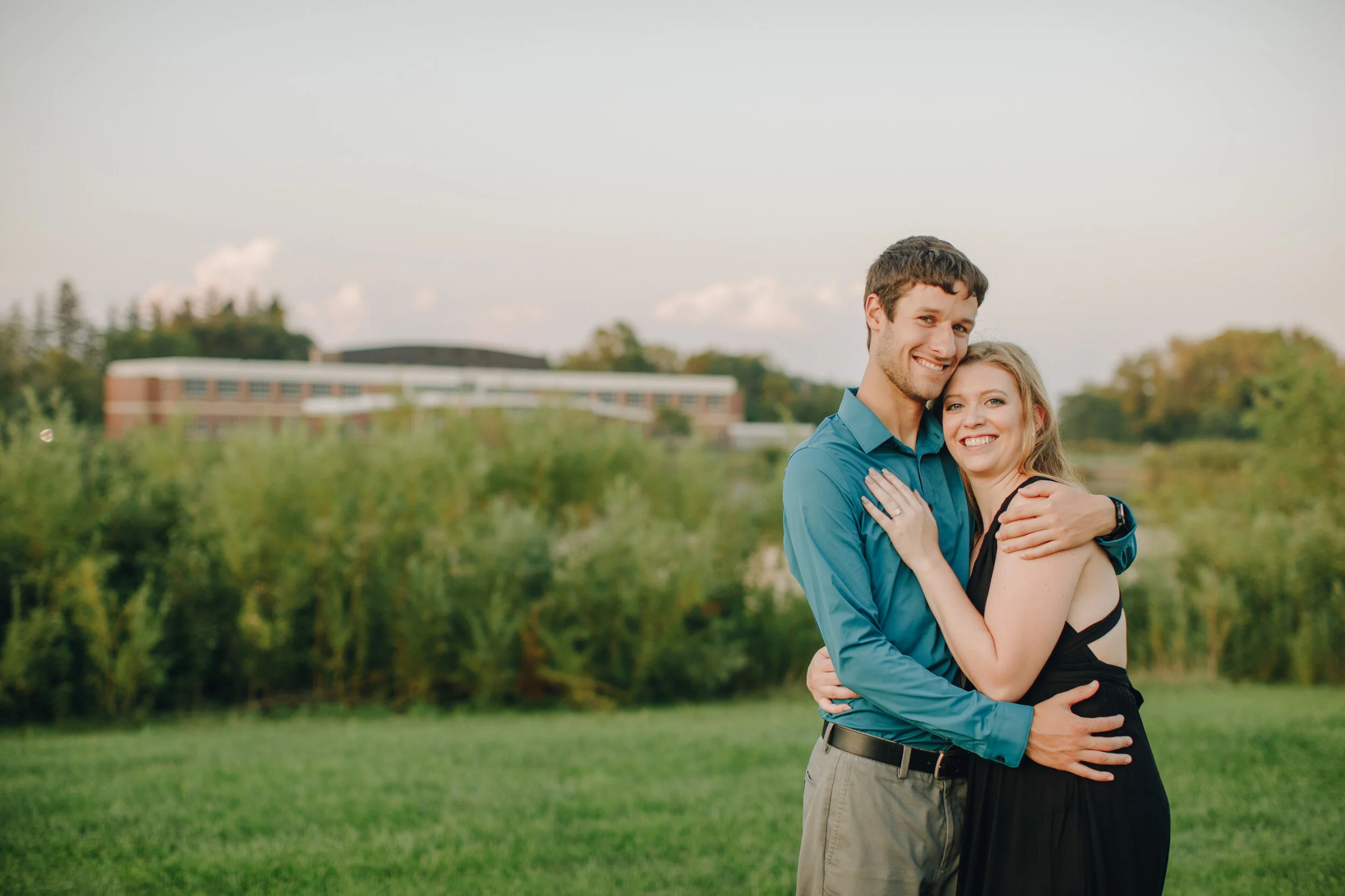 des_moines_iowa_Lisa-Mitch-engaged-133.jpg