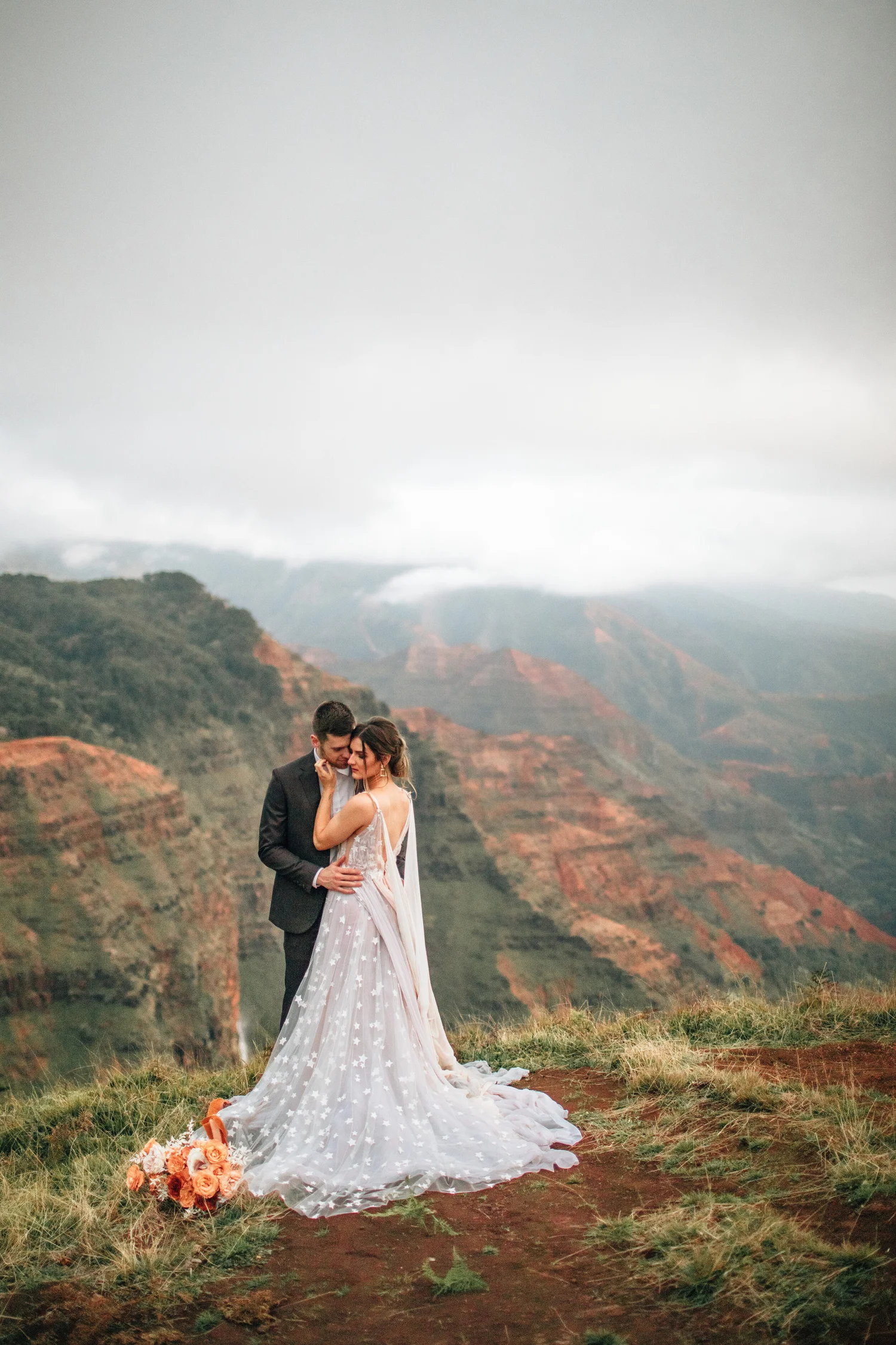 Kauai Destination Wedding Photographer — Des Moines Wedding Photographer