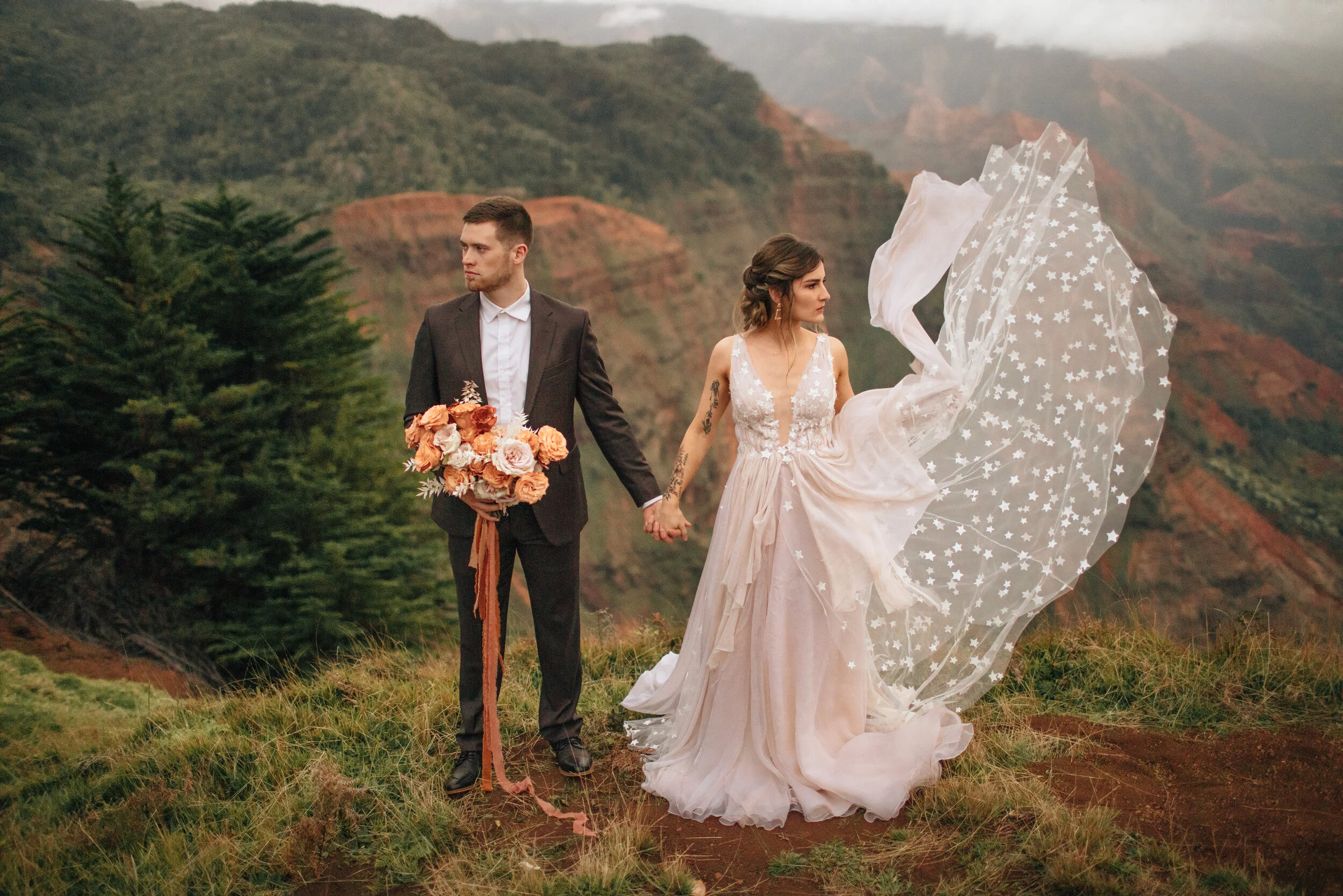 Kauai Destination Wedding Photographer — Des Moines Wedding Photographer