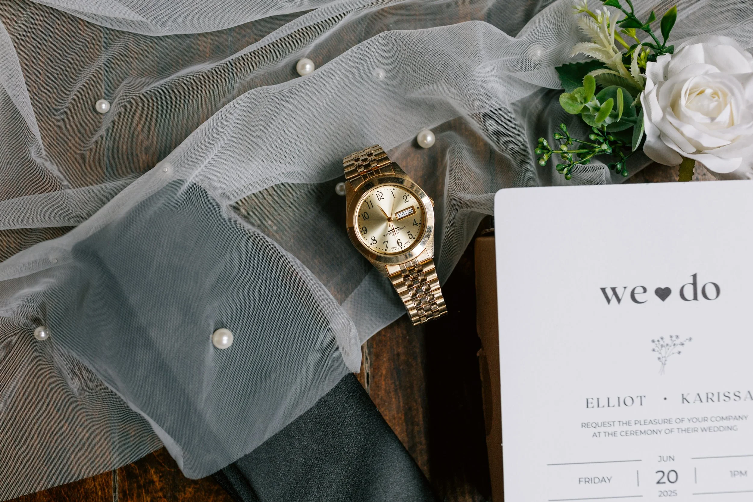 Des Moines Summer Courthouse Wedding Photos