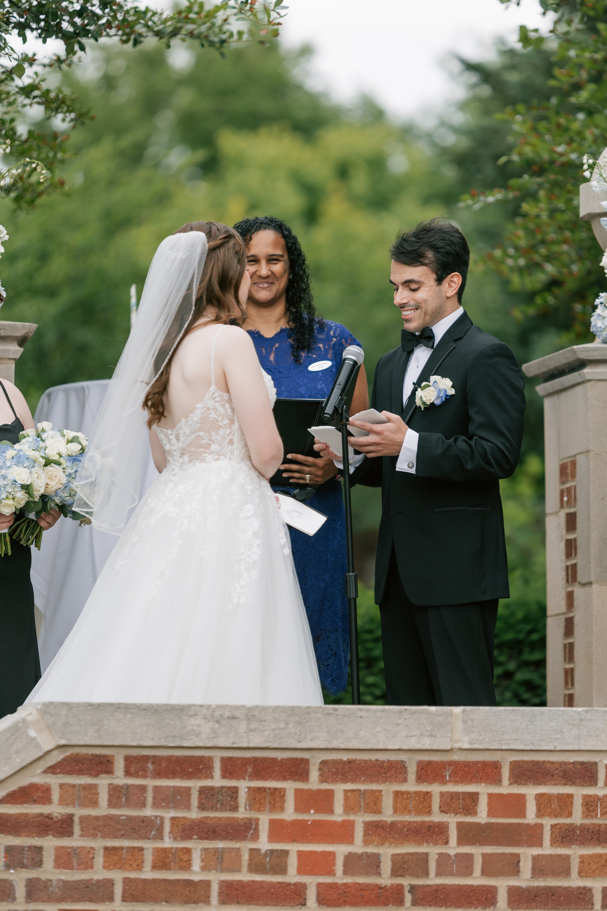 rollins-mansion-summer-wedding-photographer-33.jpg