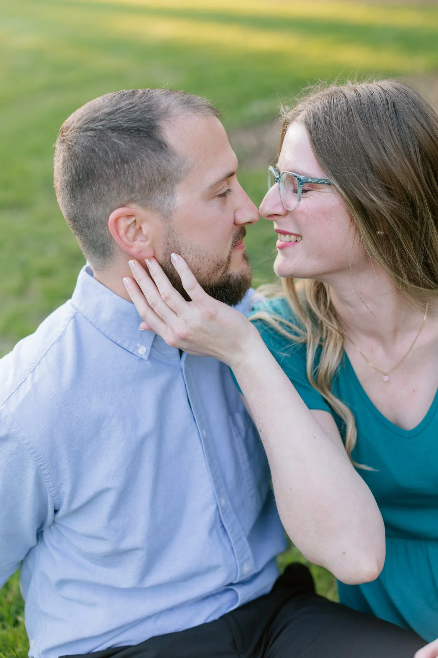 best-des-moines-engagement-location-photographer-14.jpg