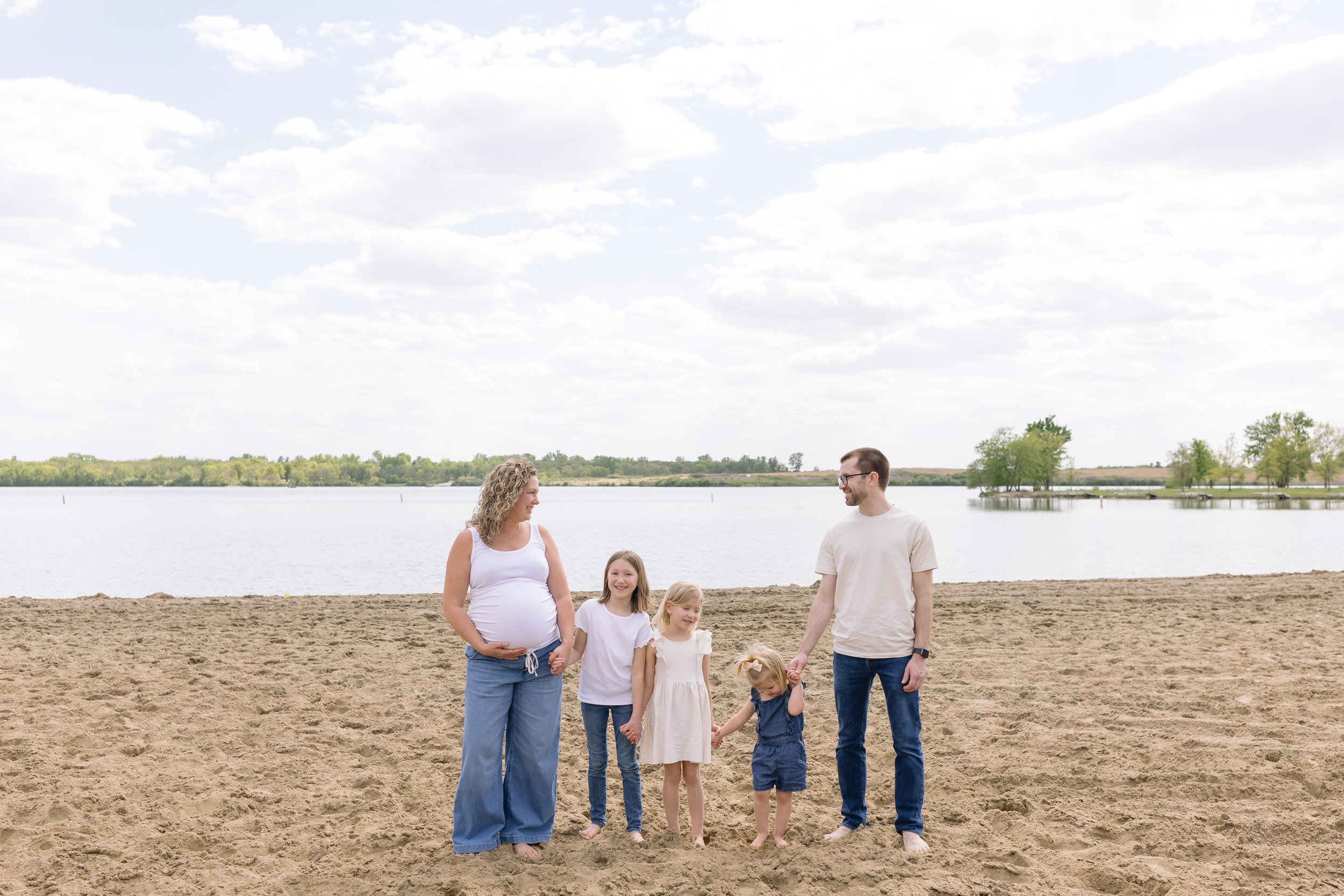 Saylorville Lake maternity photo session