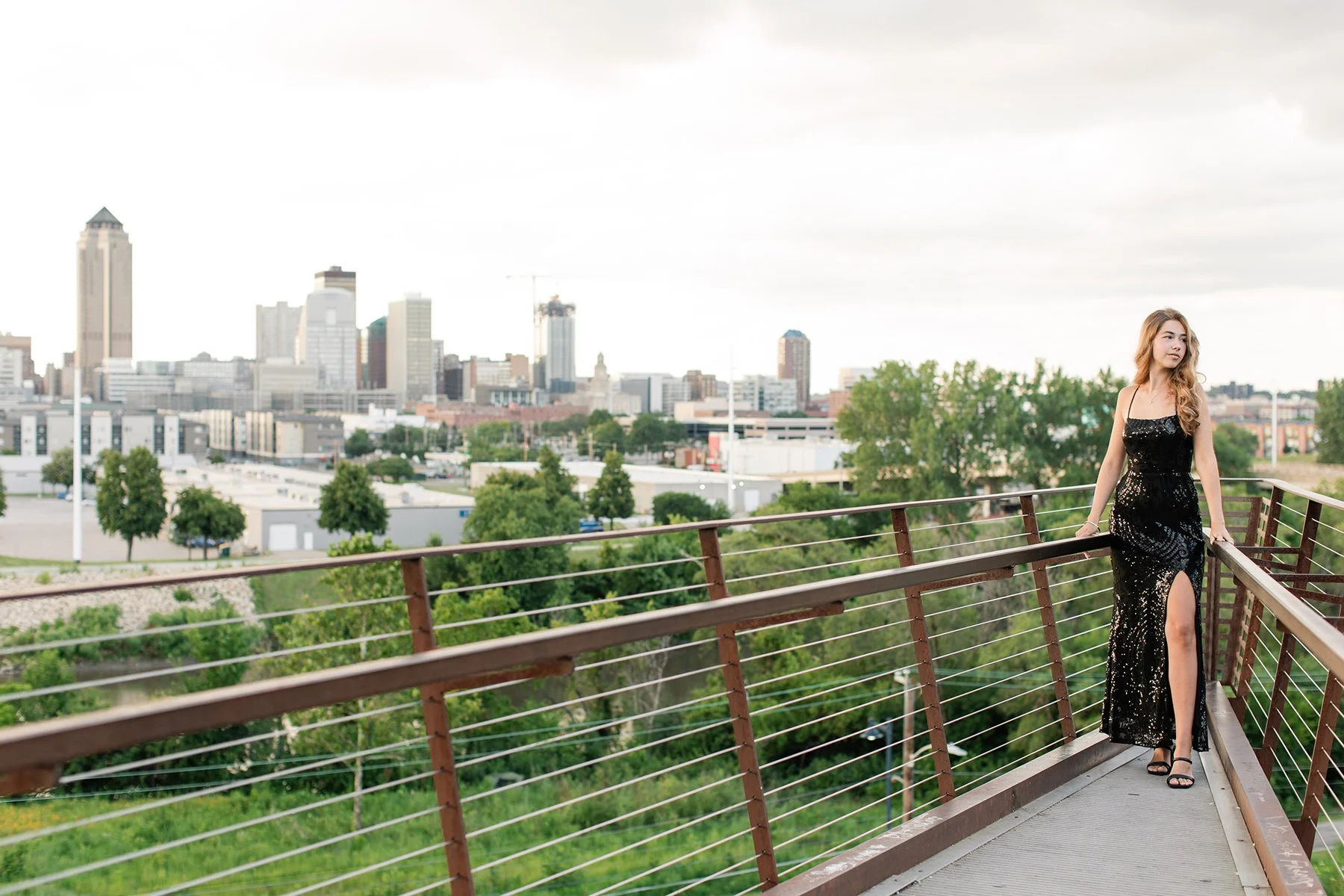 Fashion Inspired Downtown DSM Senior Session