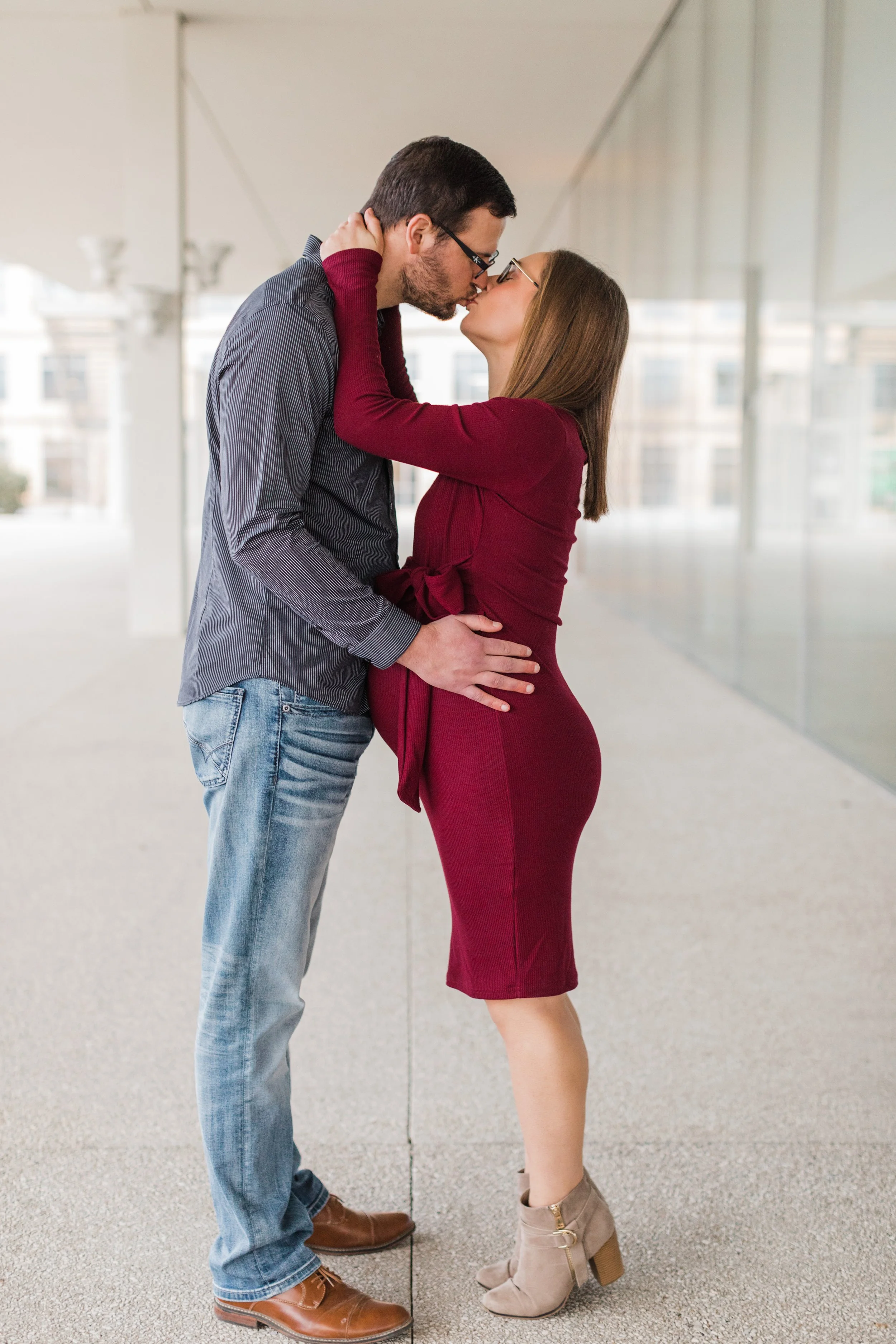 Downtown Des Moines Maternity Photos — Des Moines Wedding Photographer