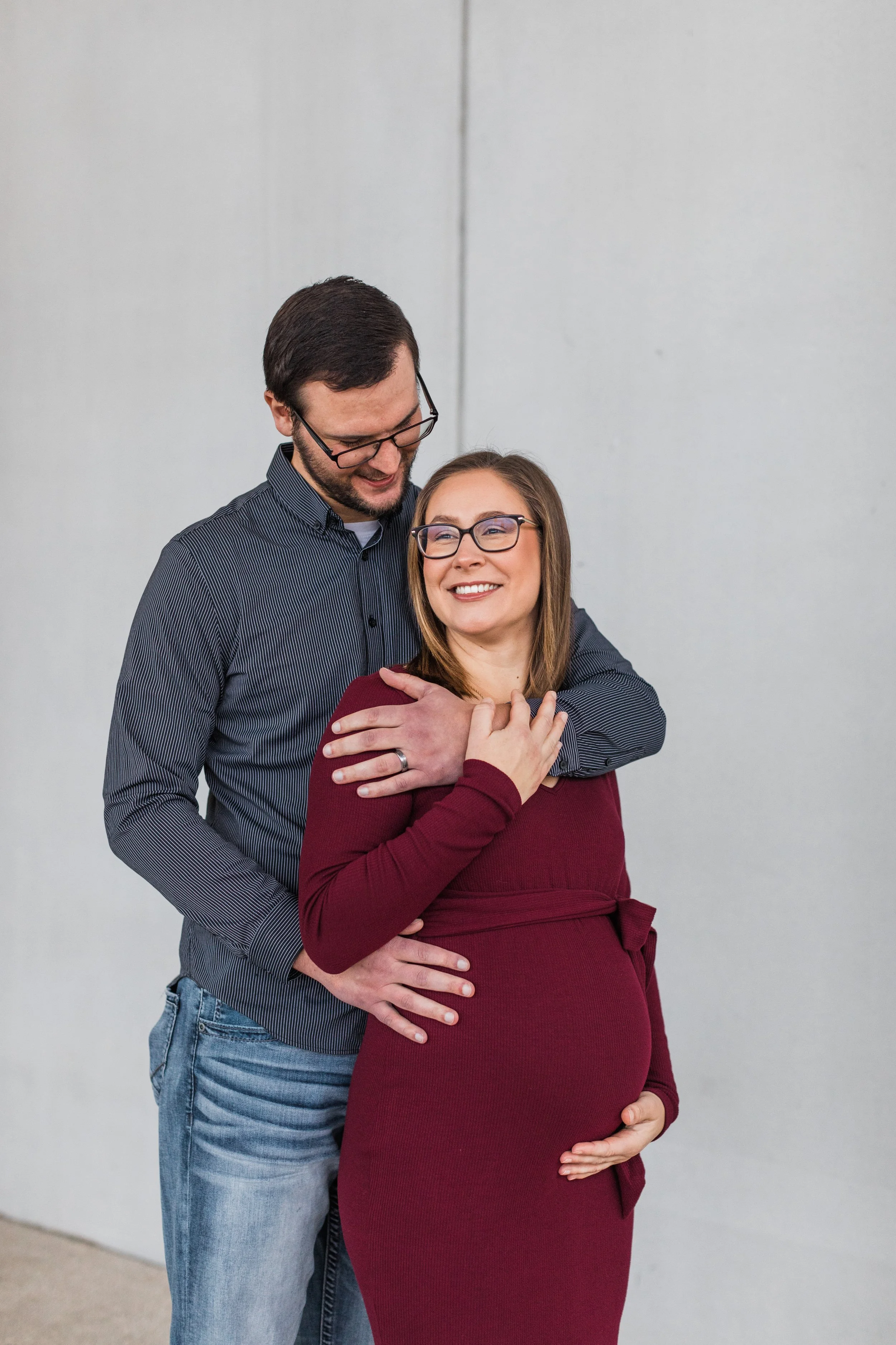 Downtown Des Moines Maternity Photos — Des Moines Wedding Photographer