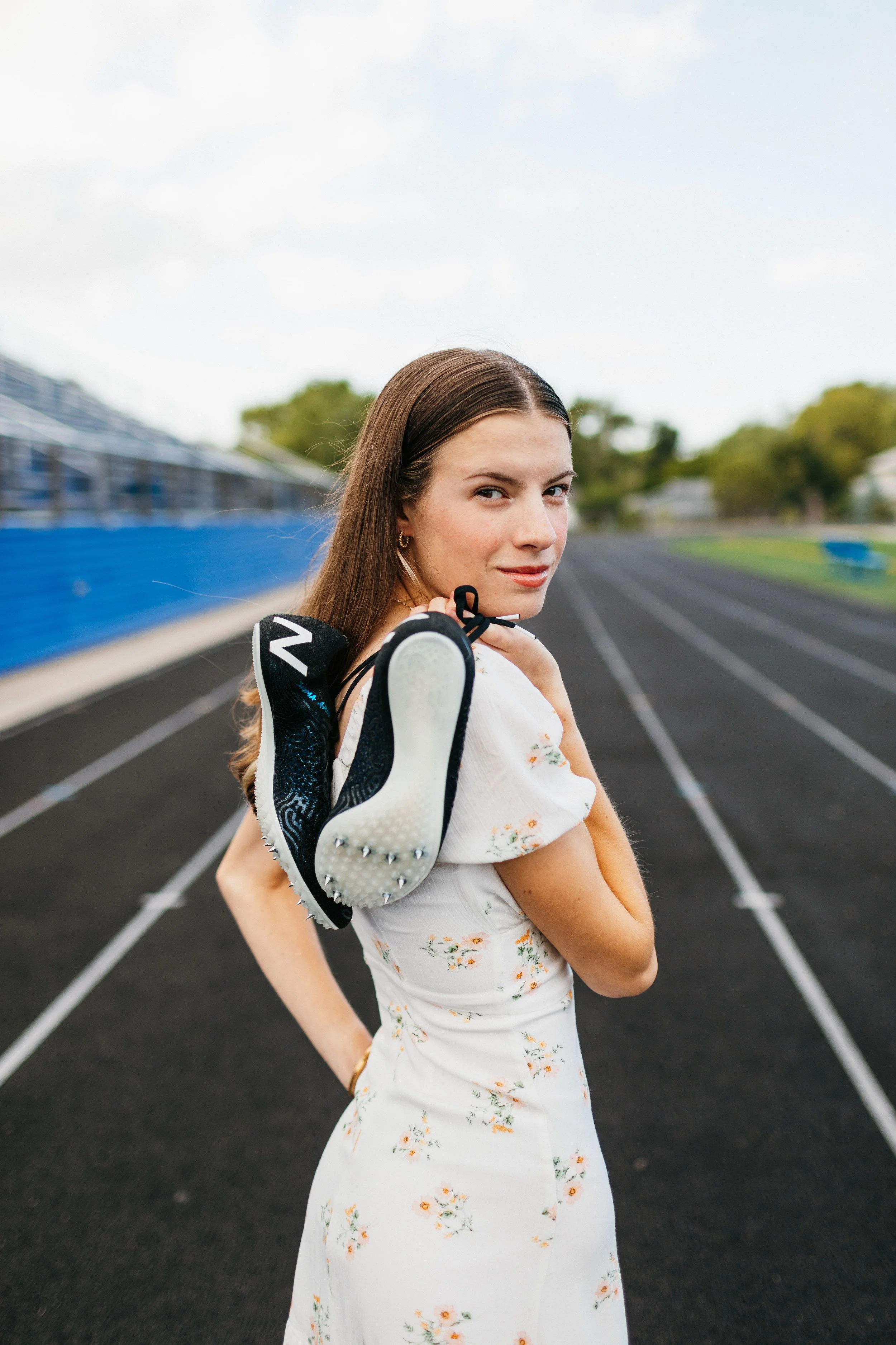 Maffit Horse Senior Photos // Maffit Lake Des Moines — Des Moines Wedding ...