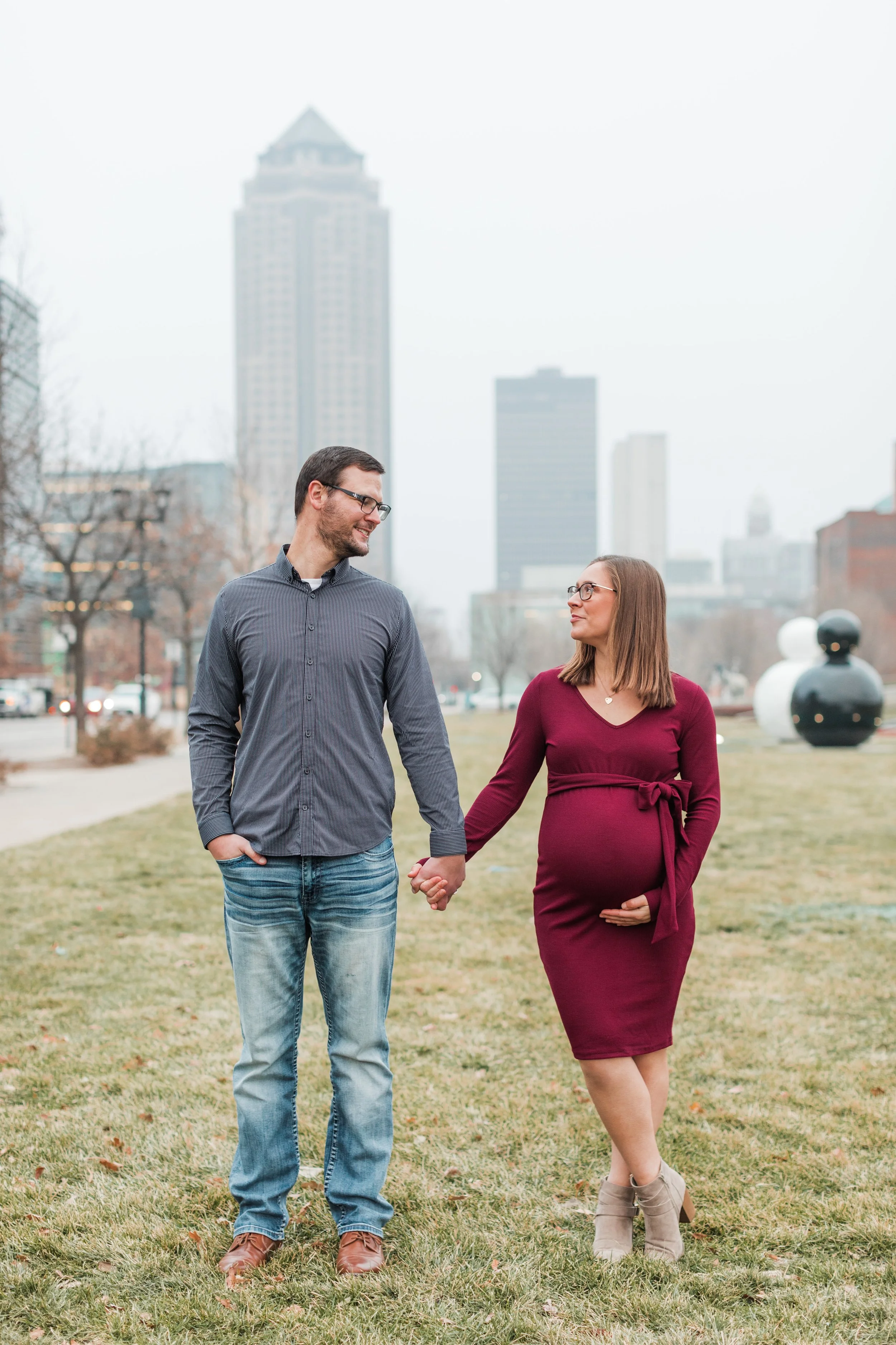 Downtown Des Moines Maternity Photos — Des Moines Wedding Photographer