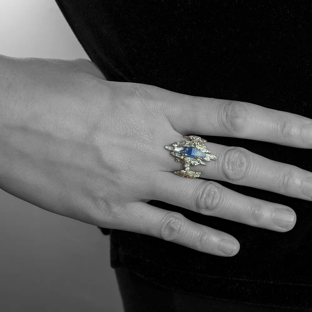Speleo-Sapphire ring-model-web.jpg