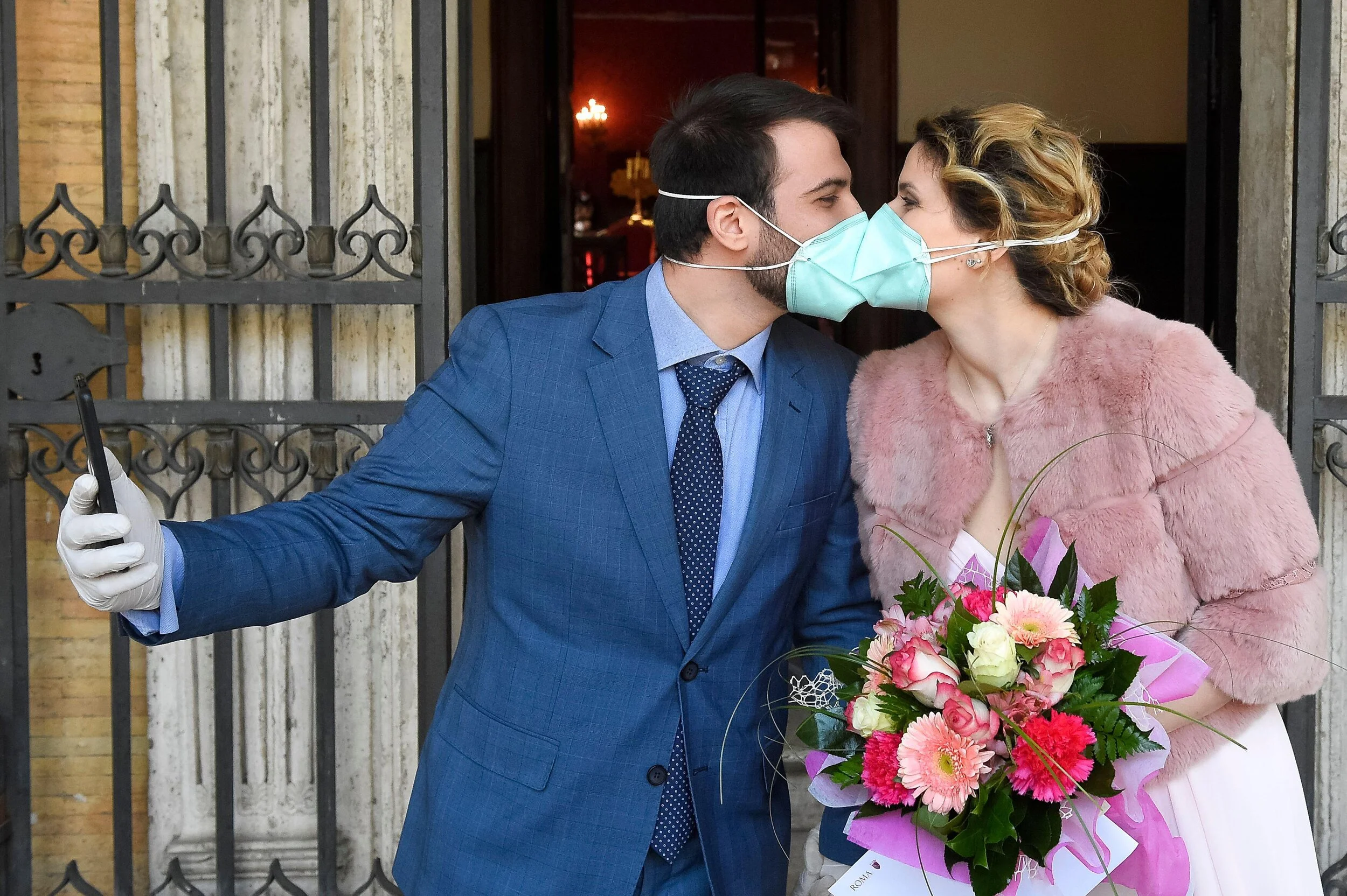 Micro Wedding &amp; Minimony: Which Is Right For You? 