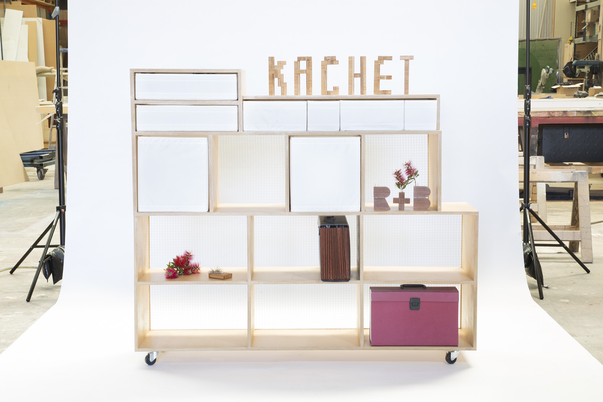 VSP_Kachet_Shelving unit_ad.jpg