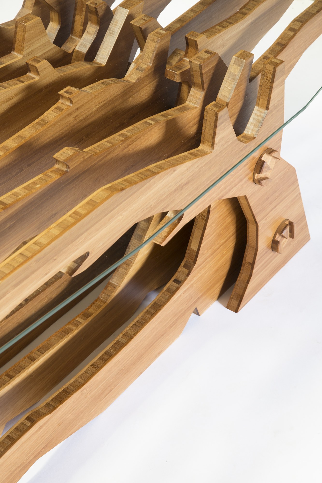 VSP_Kachet_small table_detail1.jpg